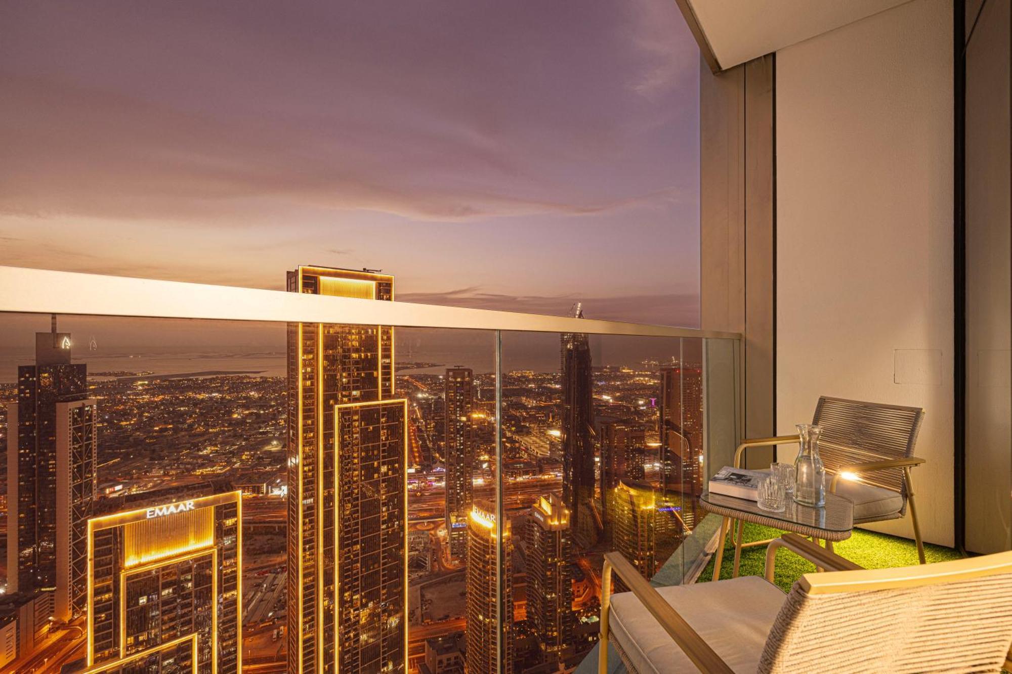 Great View From 63th Floor! Amazing Pool With Burj View! Grande Signature! Apartment Dubai