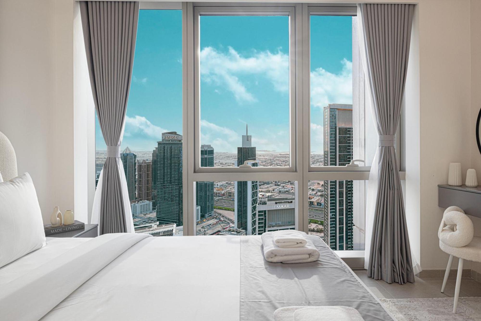 Great View From 63th Floor! Amazing Pool With Burj View! Grande Signature! *