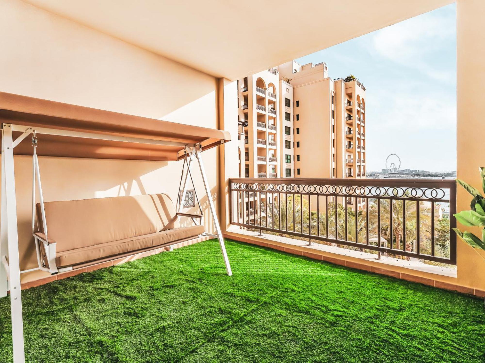 New Fairmont With Private On Palmjumeirah Apartment