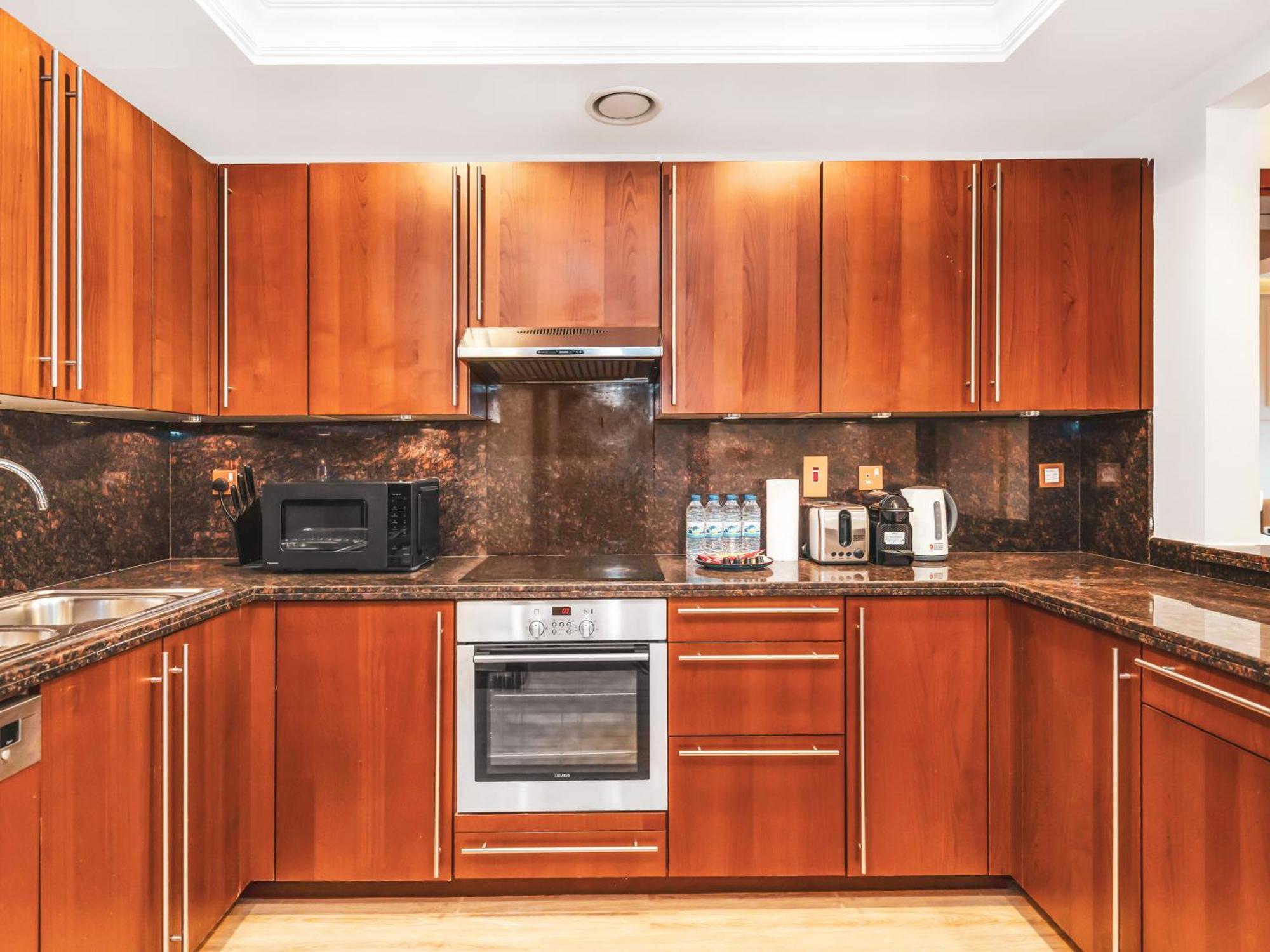 New Fairmont With Private On Palmjumeirah Apartment Dubai