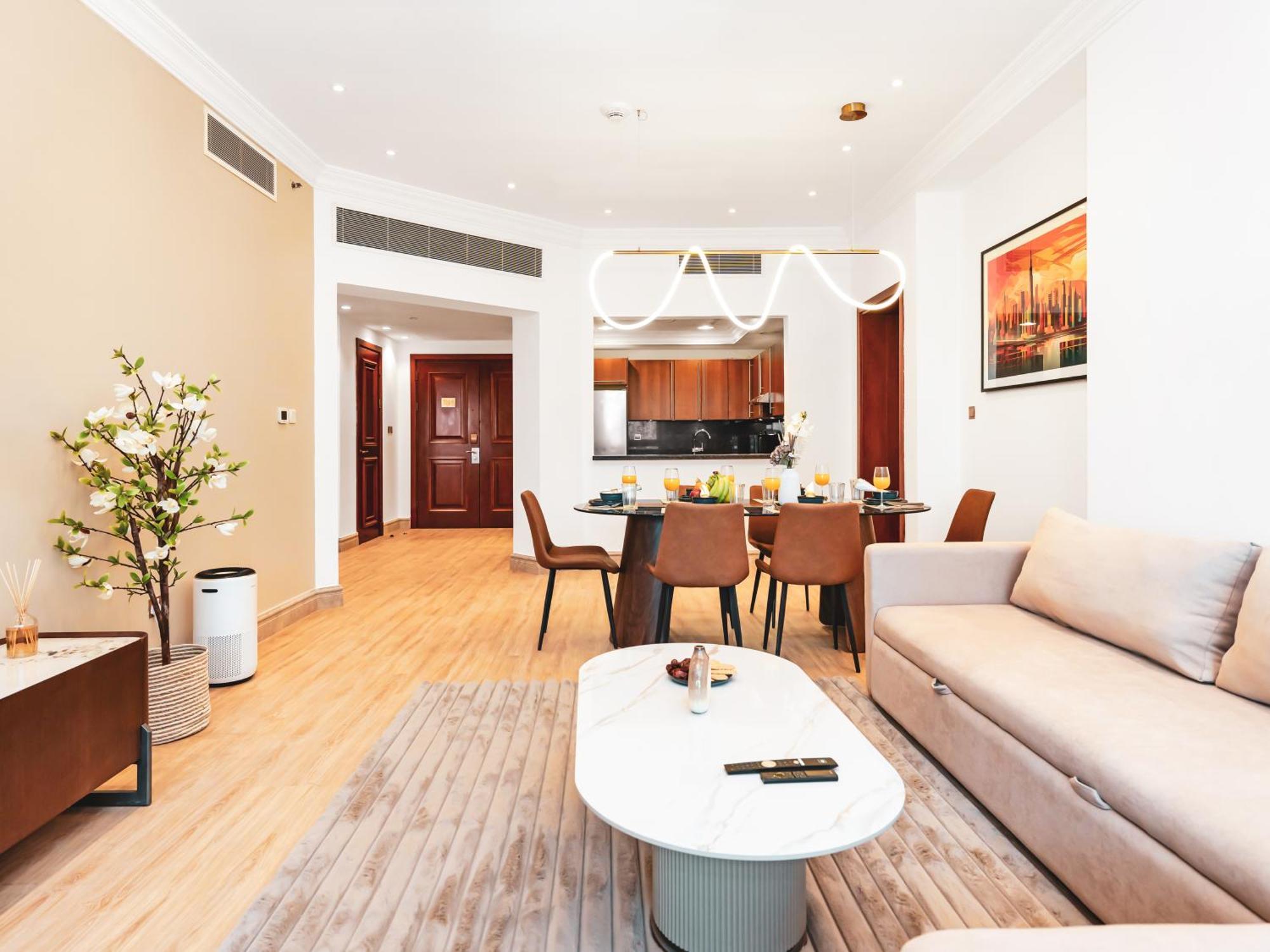 New Fairmont With Private On Palmjumeirah Apartment