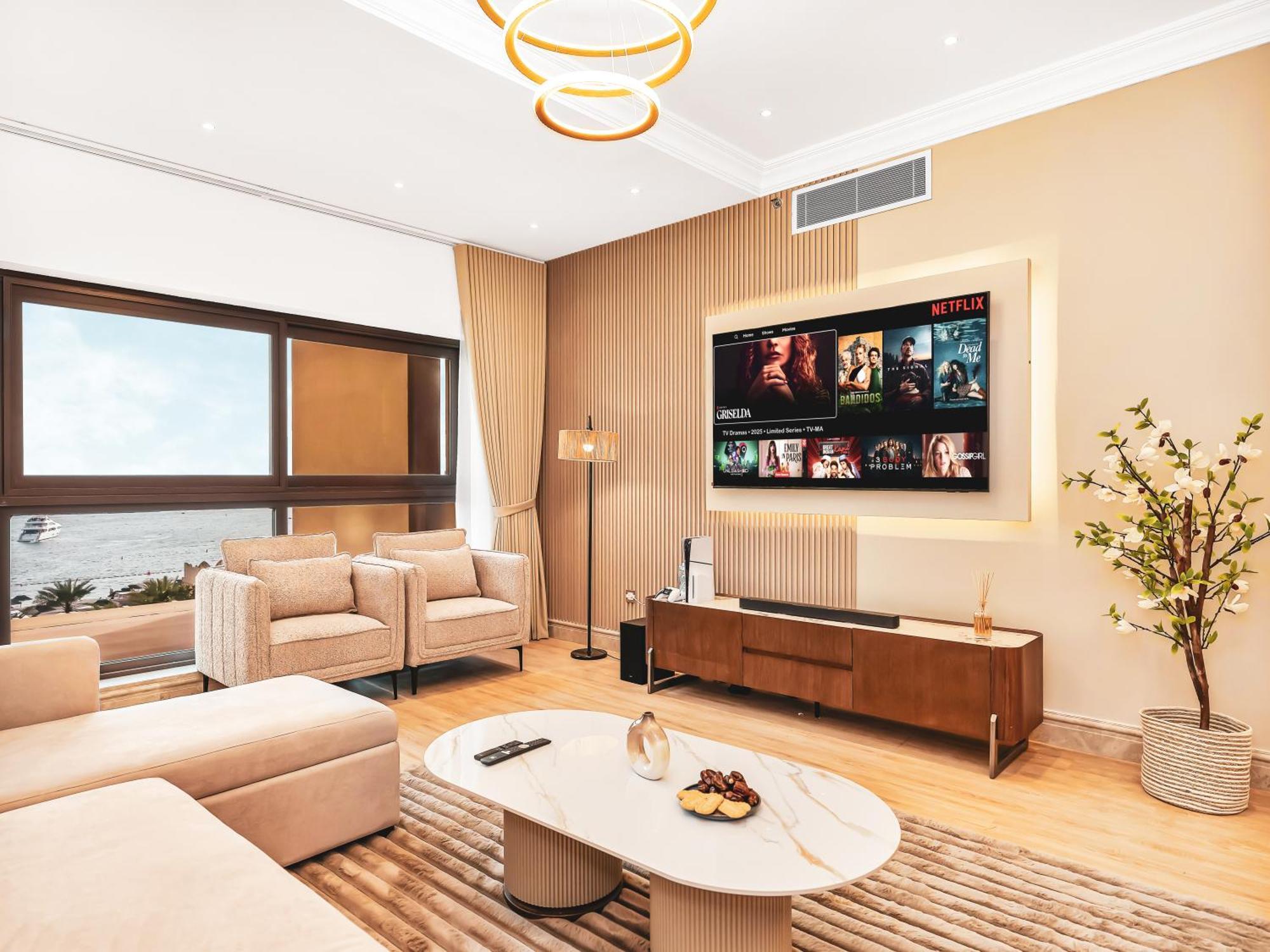 New Fairmont With Private On Palmjumeirah *