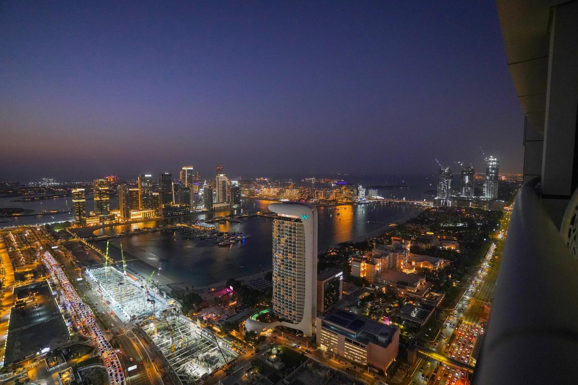 49- Panoramic Views From Luxe 2br Princess Tower Apartment- Free Parking - Walk To Tram * Dubai