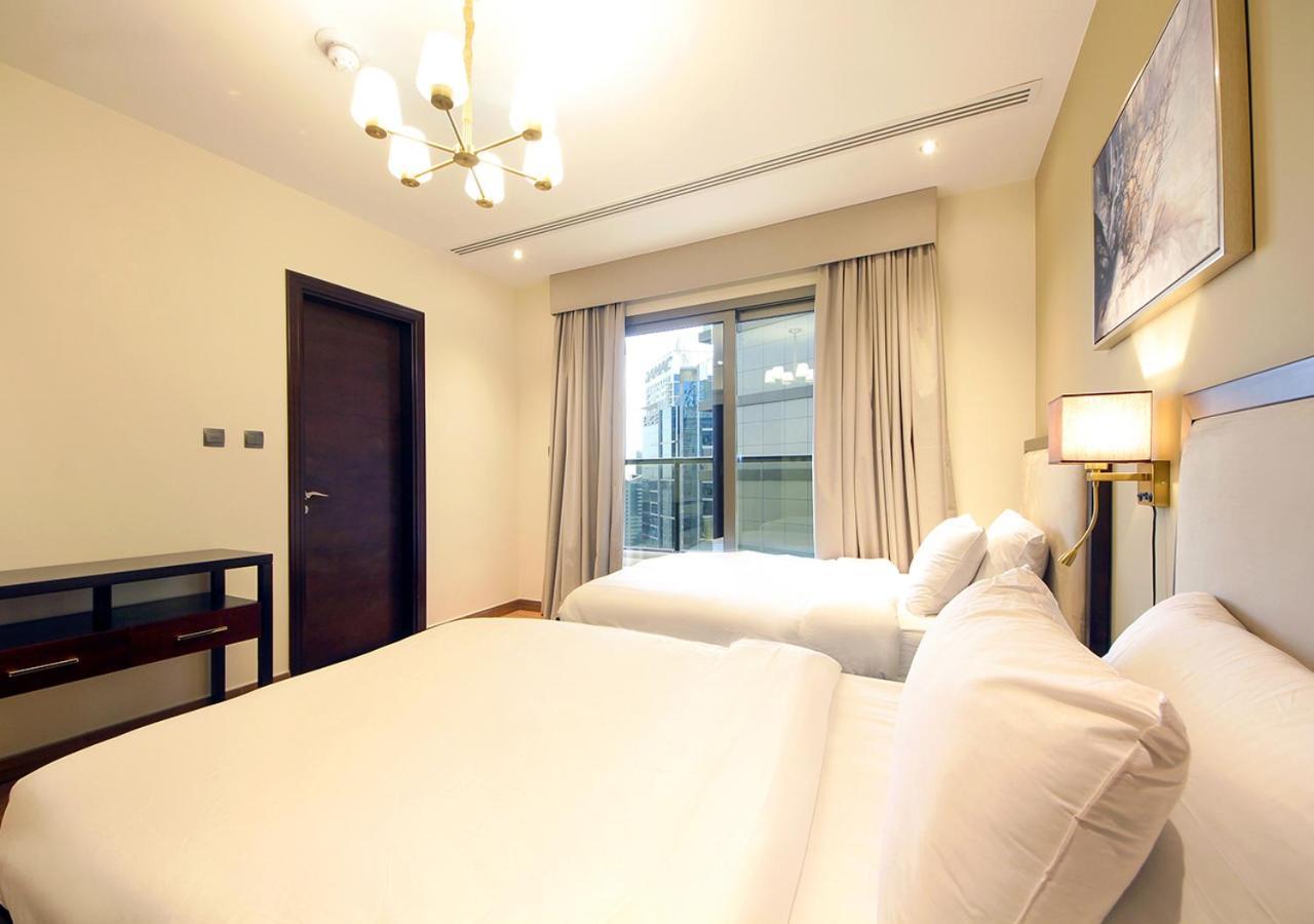 Stylish 2br Downtown Burj & Mall Nearby Apartment *