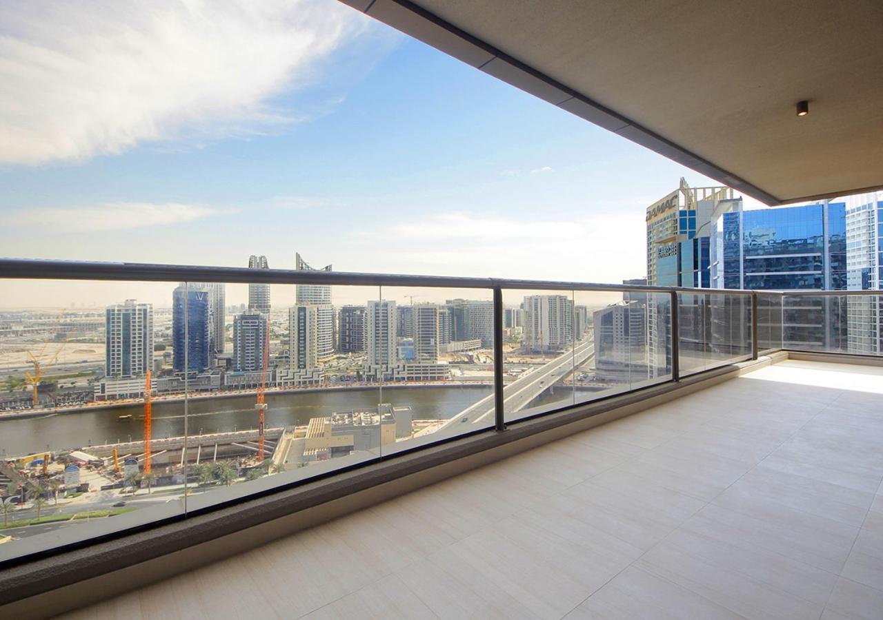 Stylish 2br Downtown Burj & Mall Nearby Apartment