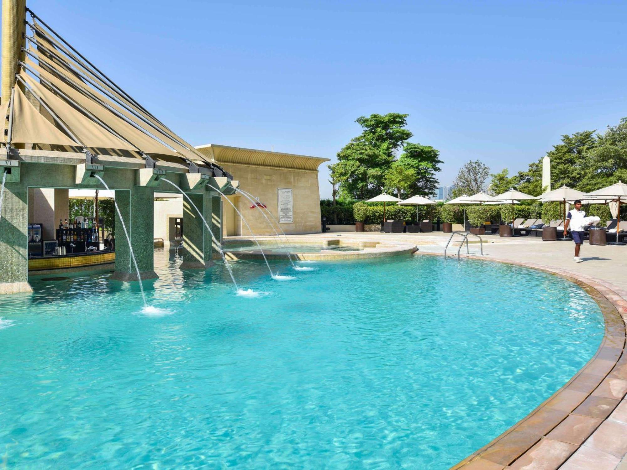 Raffles Otel