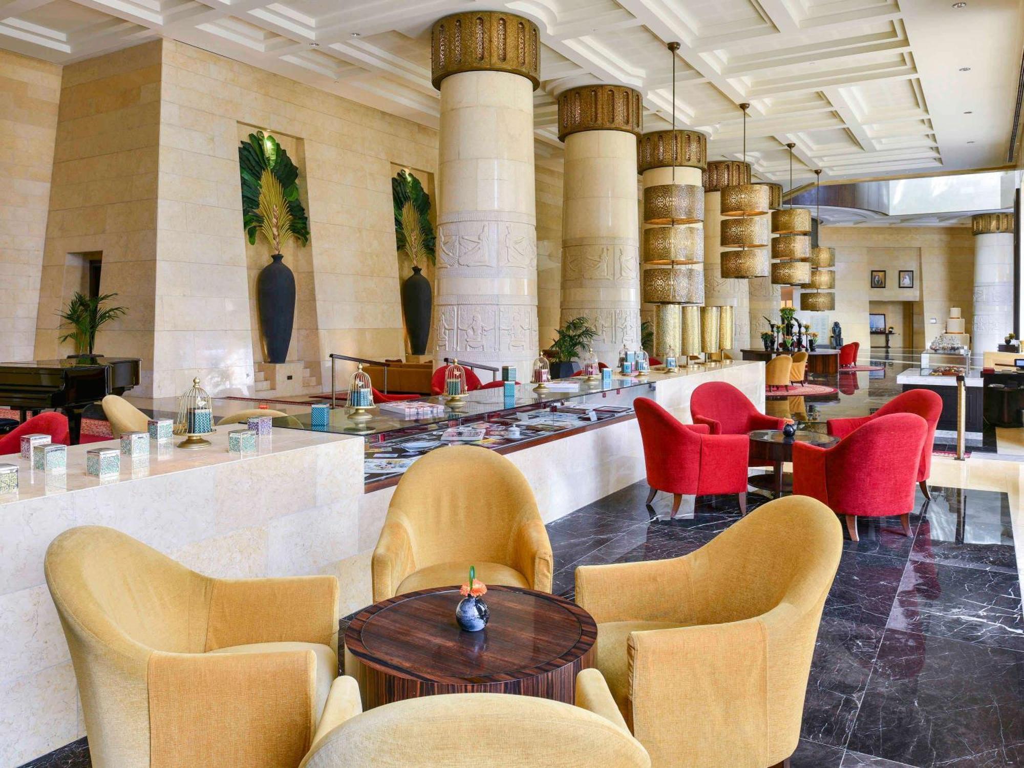 Otel Raffles 5*