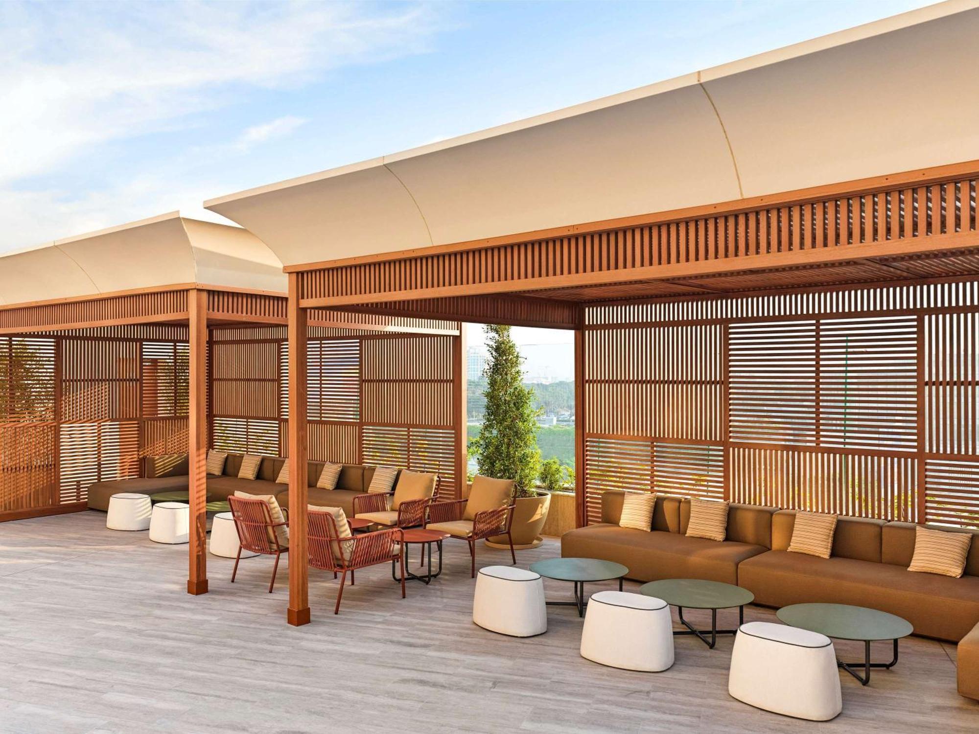 Raffles 5*