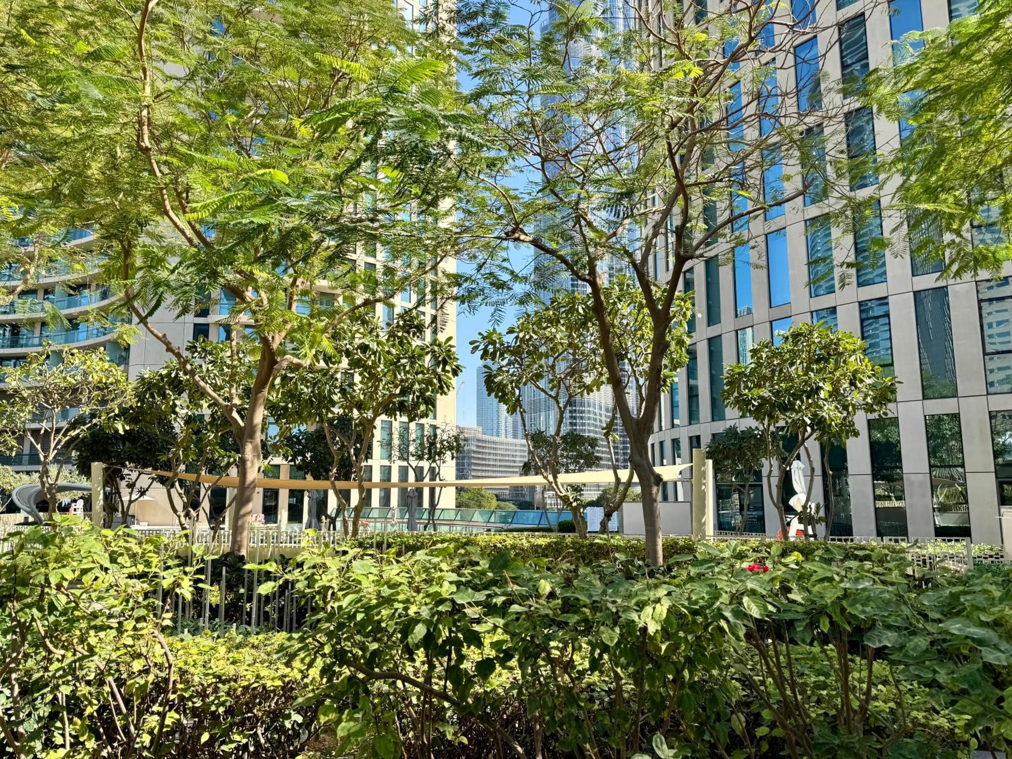Burj Vista Luxury 2br ,full Burj Khalifa View ,direct Mall & Metro Access