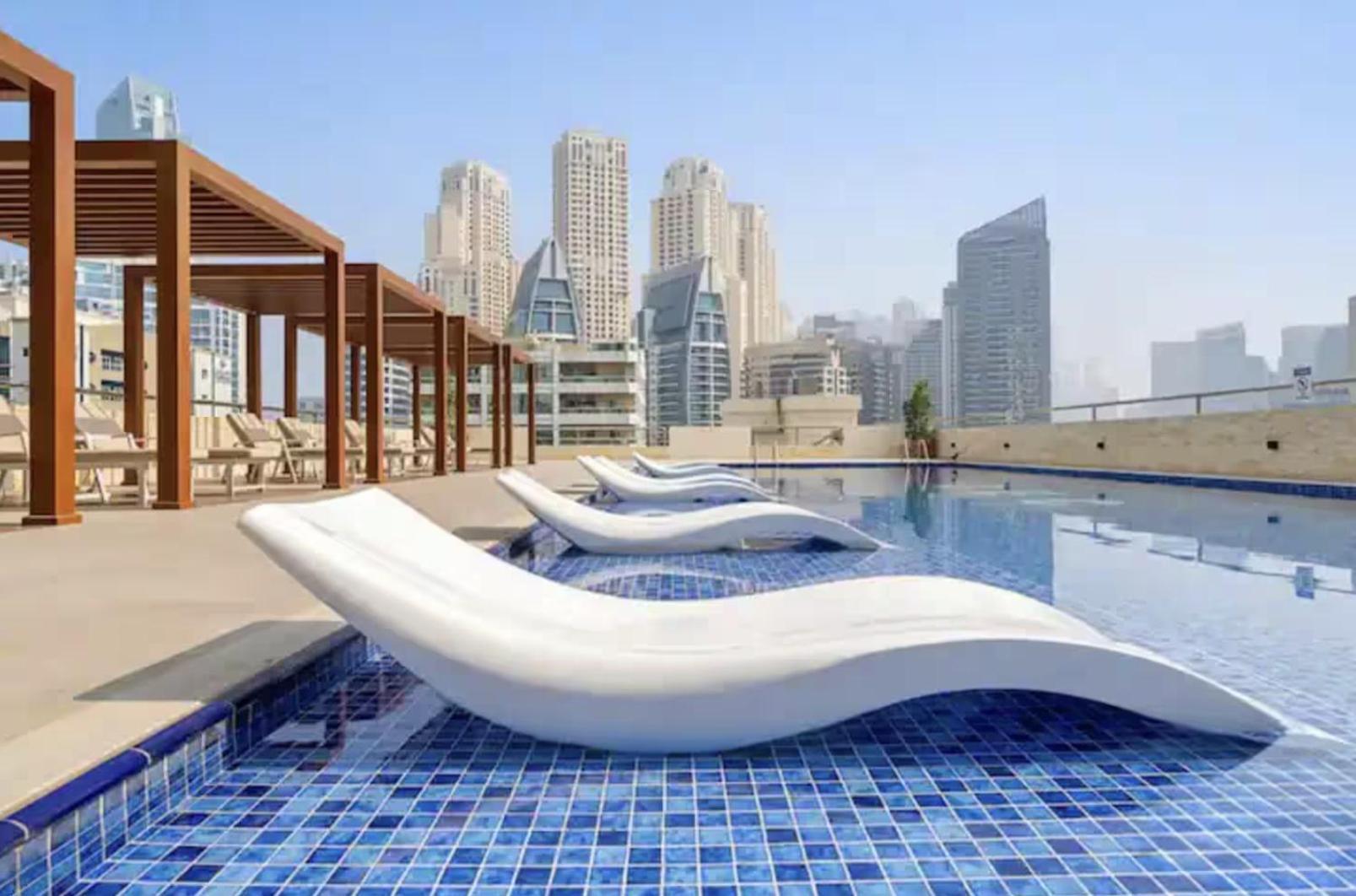 Lavish 3br Retreat With Lovely Marina & Sea Views