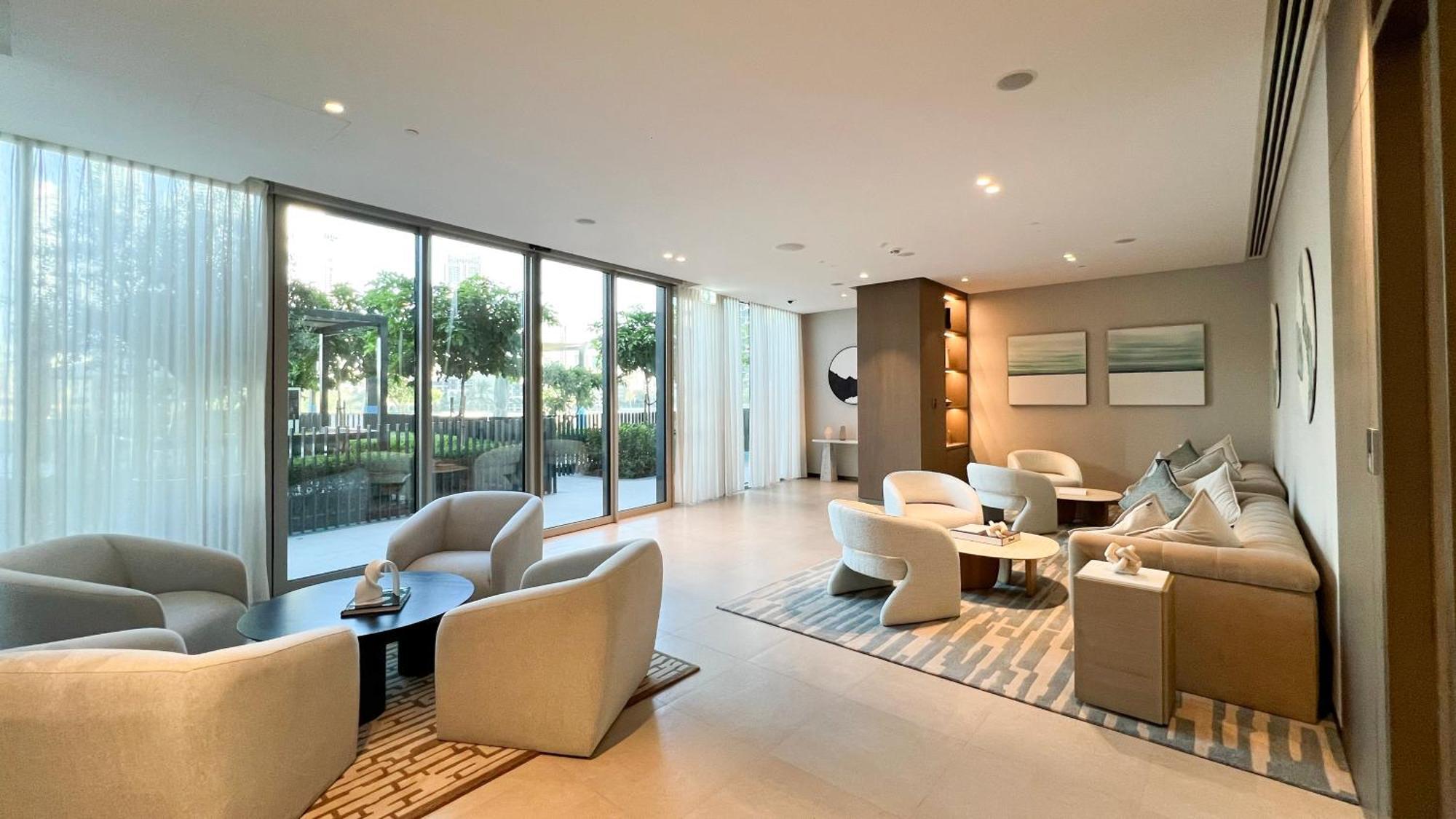 Apartment Great View From 63th Floor! Amazing Pool With Burj View! Grande Signature! *