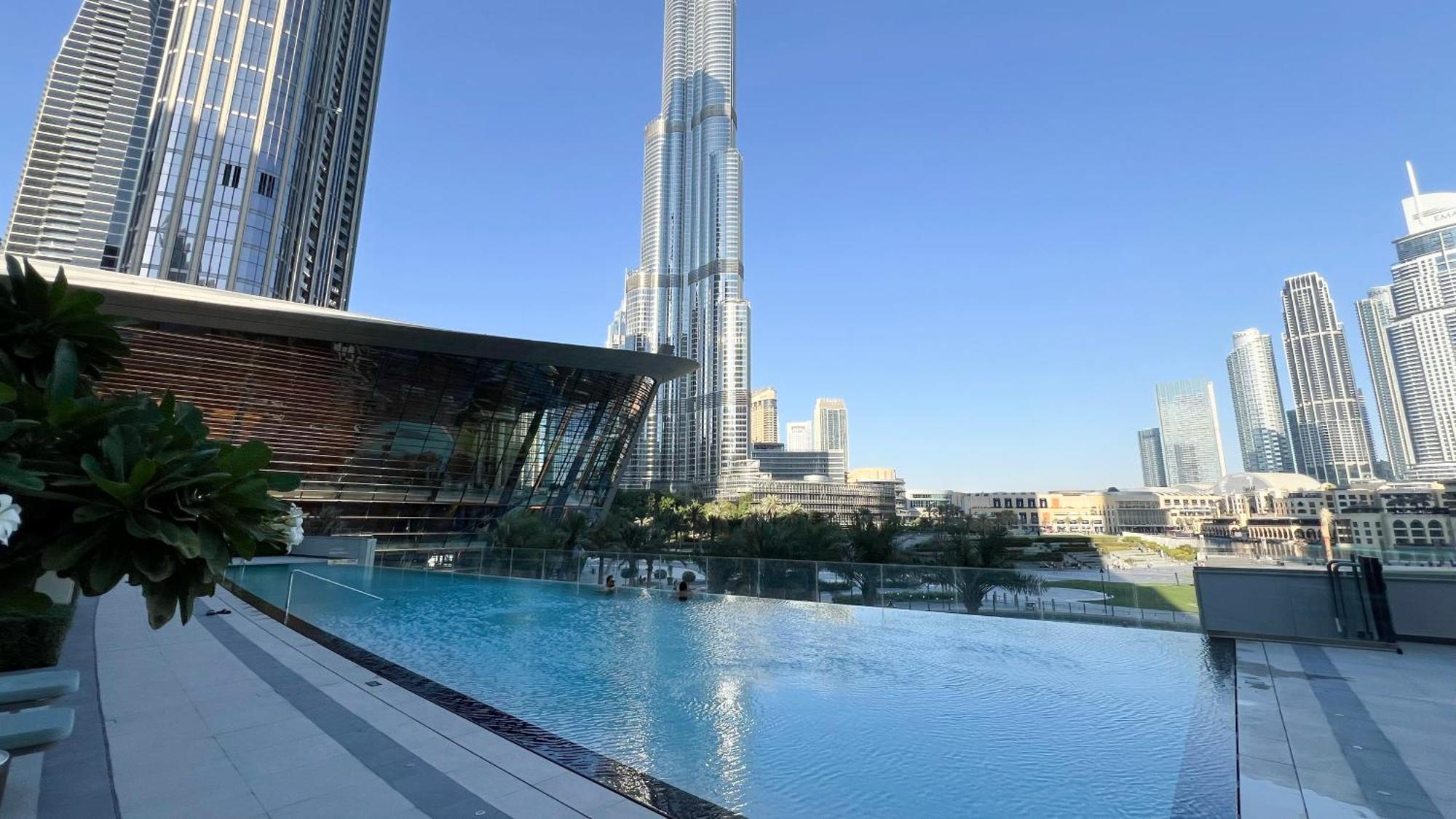 Great View From 63th Floor! Amazing Pool With Burj View! Grande Signature! Apartment Dubai