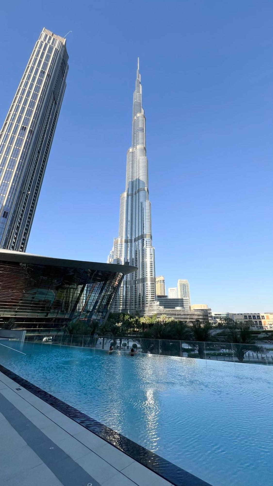 Apartment Great View From 63th Floor! Amazing Pool With Burj View! Grande Signature! *