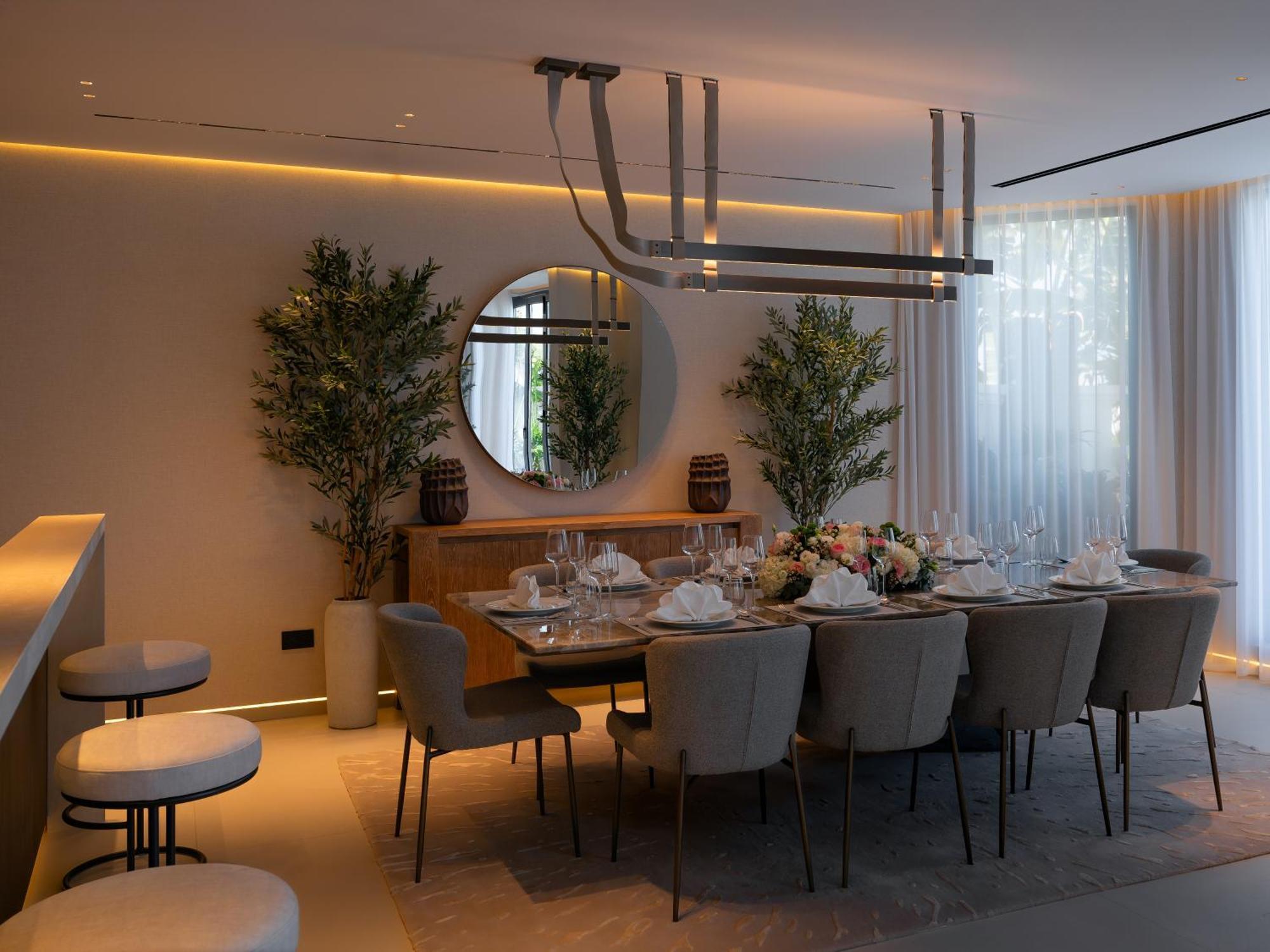 Lugano By Luxury Explorers Collection * Dubai