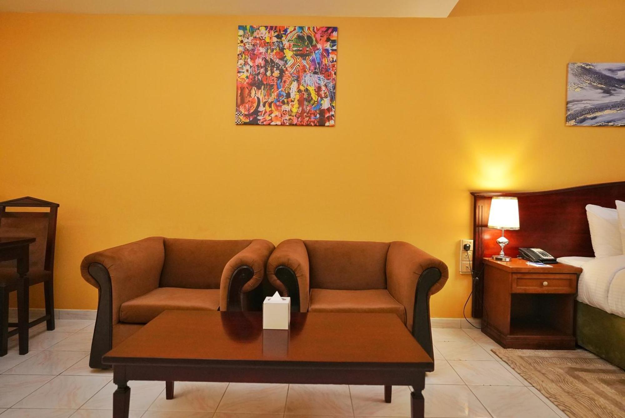 Aparthotel Imperiaa By Hoc Globe 3*