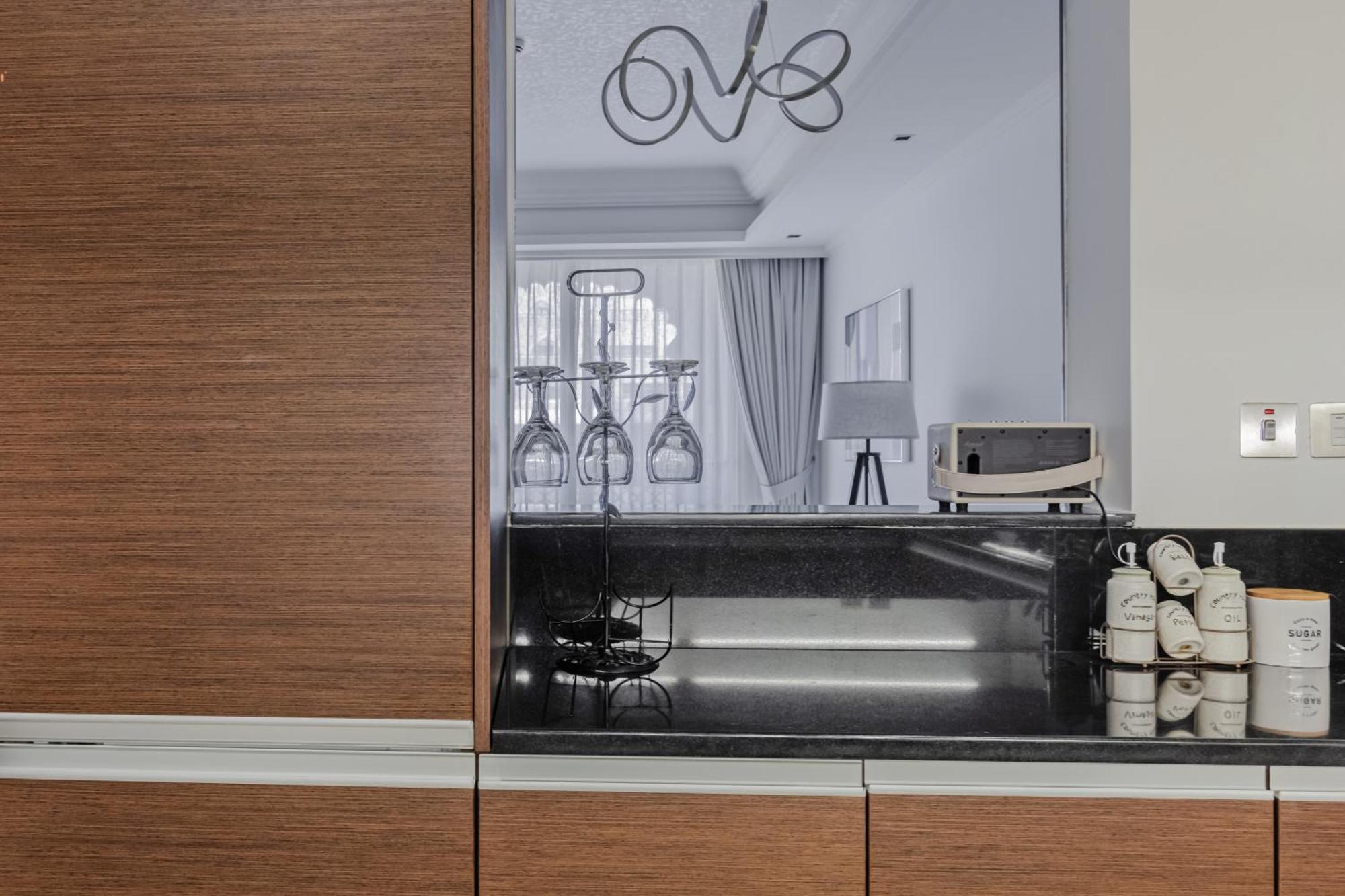 1-bedroom With Pool Dubai