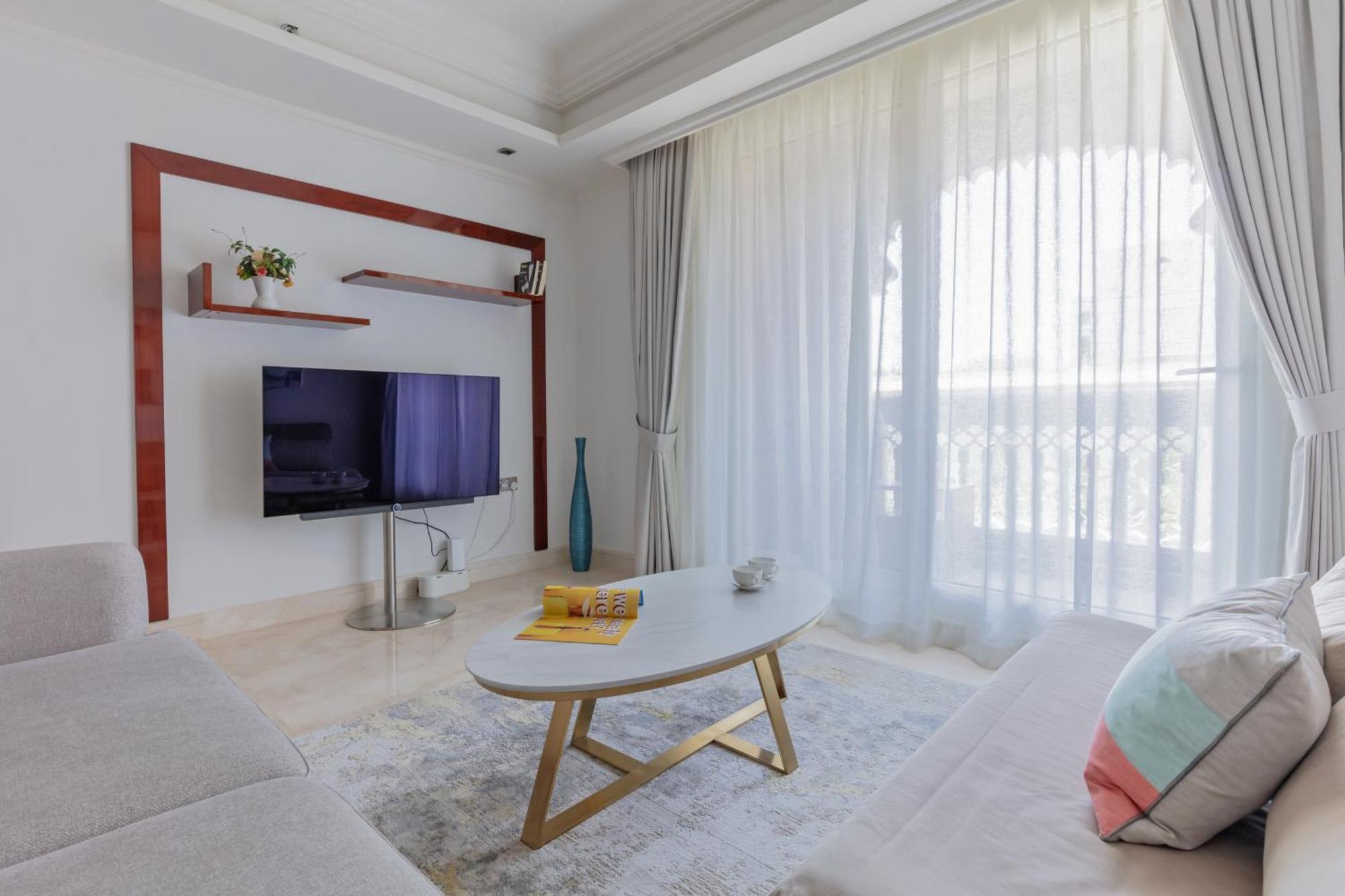 1-bedroom With Pool * Dubai