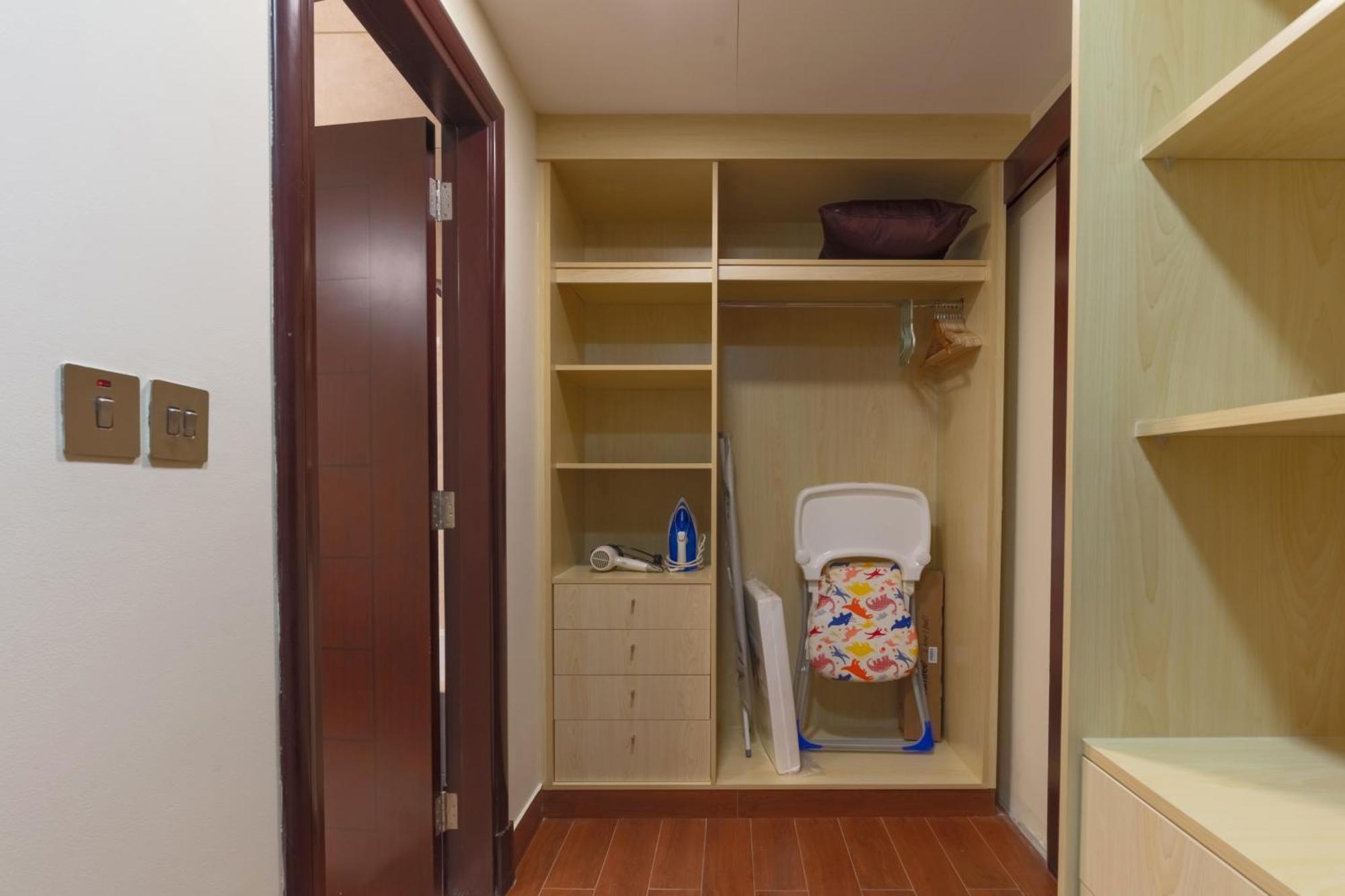 Apartment 1-bedroom With Pool
