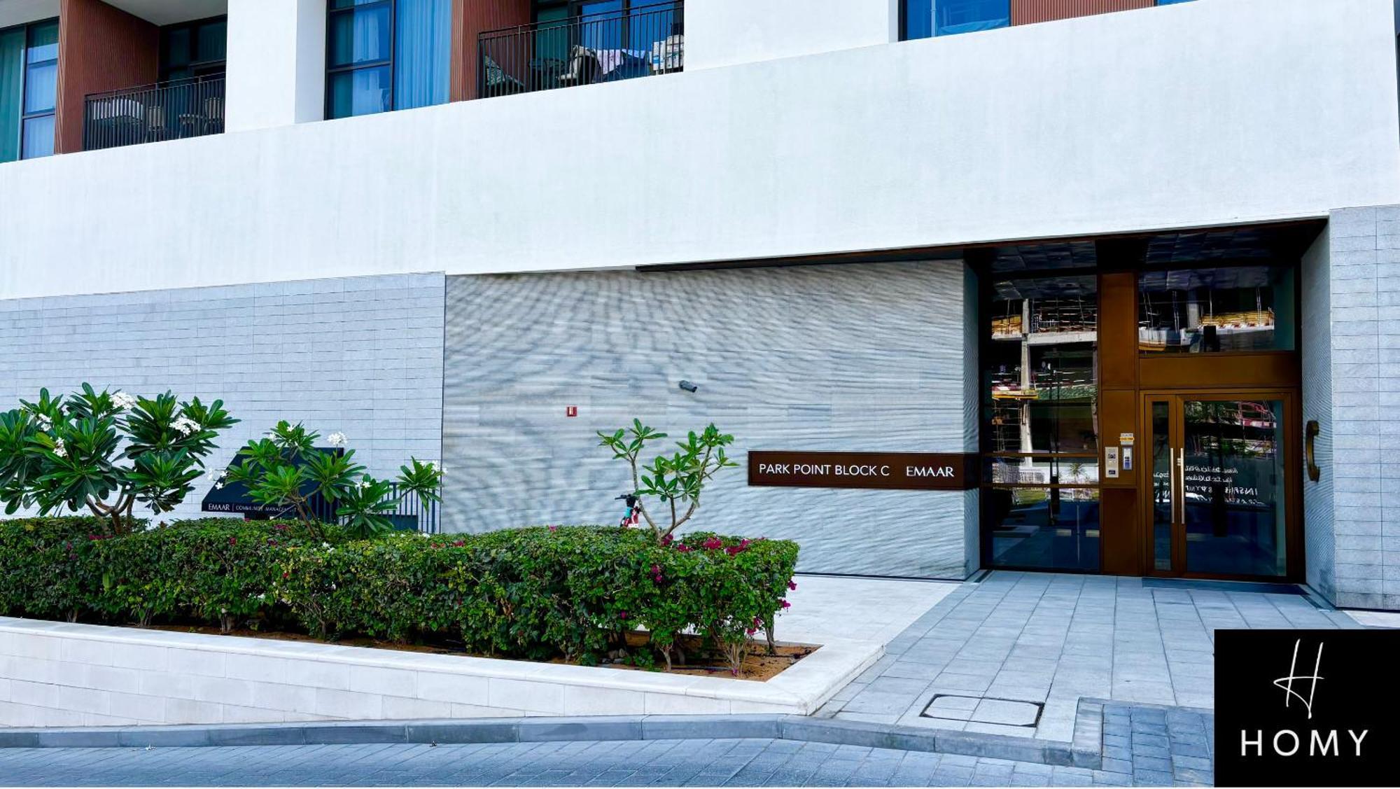 Apartment Enjoy A Modern And Trendy Apartment In The Heart Of Dubai *
