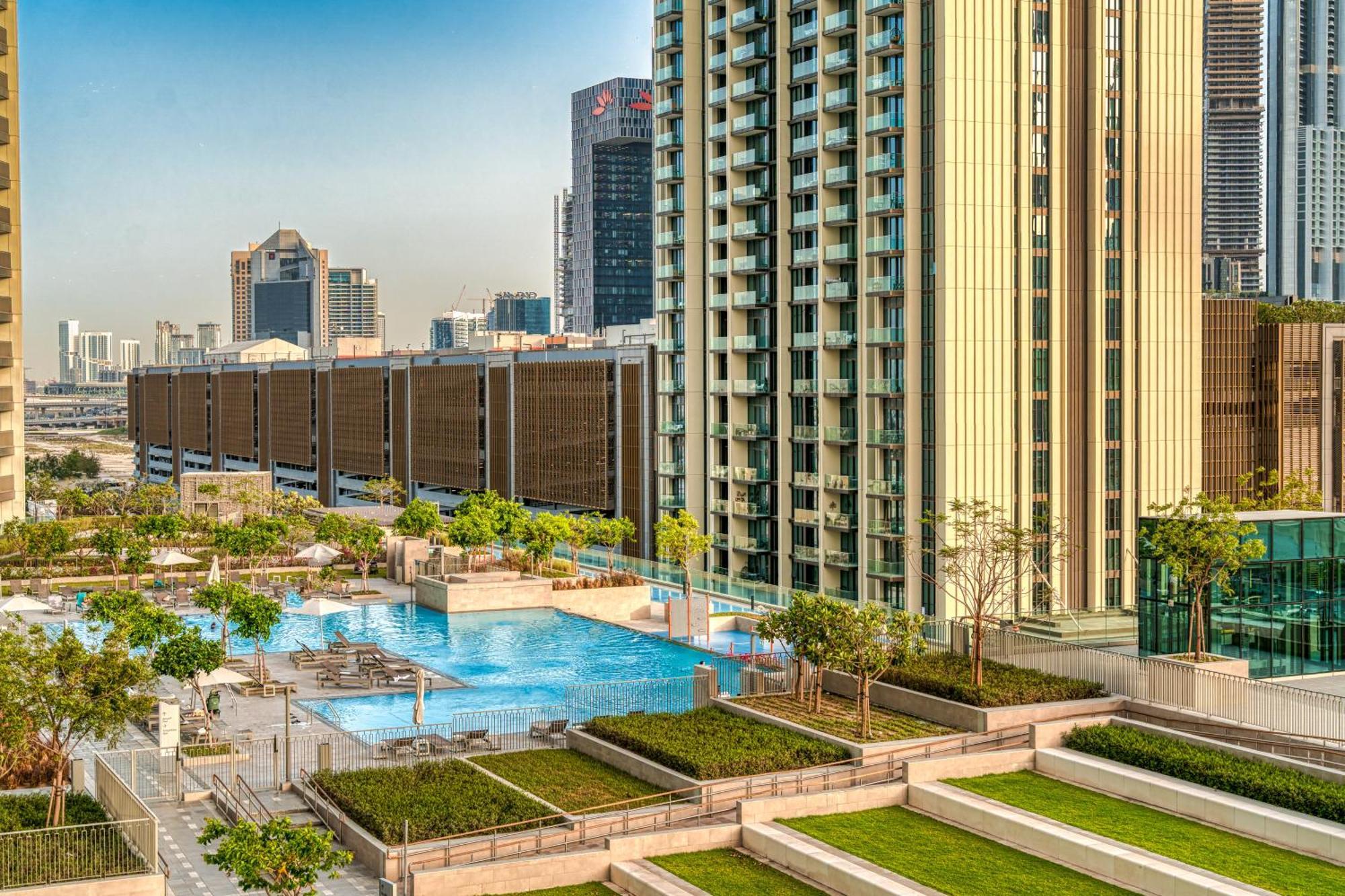 Mall Connection - Burj Views - Turf Balcony Daire