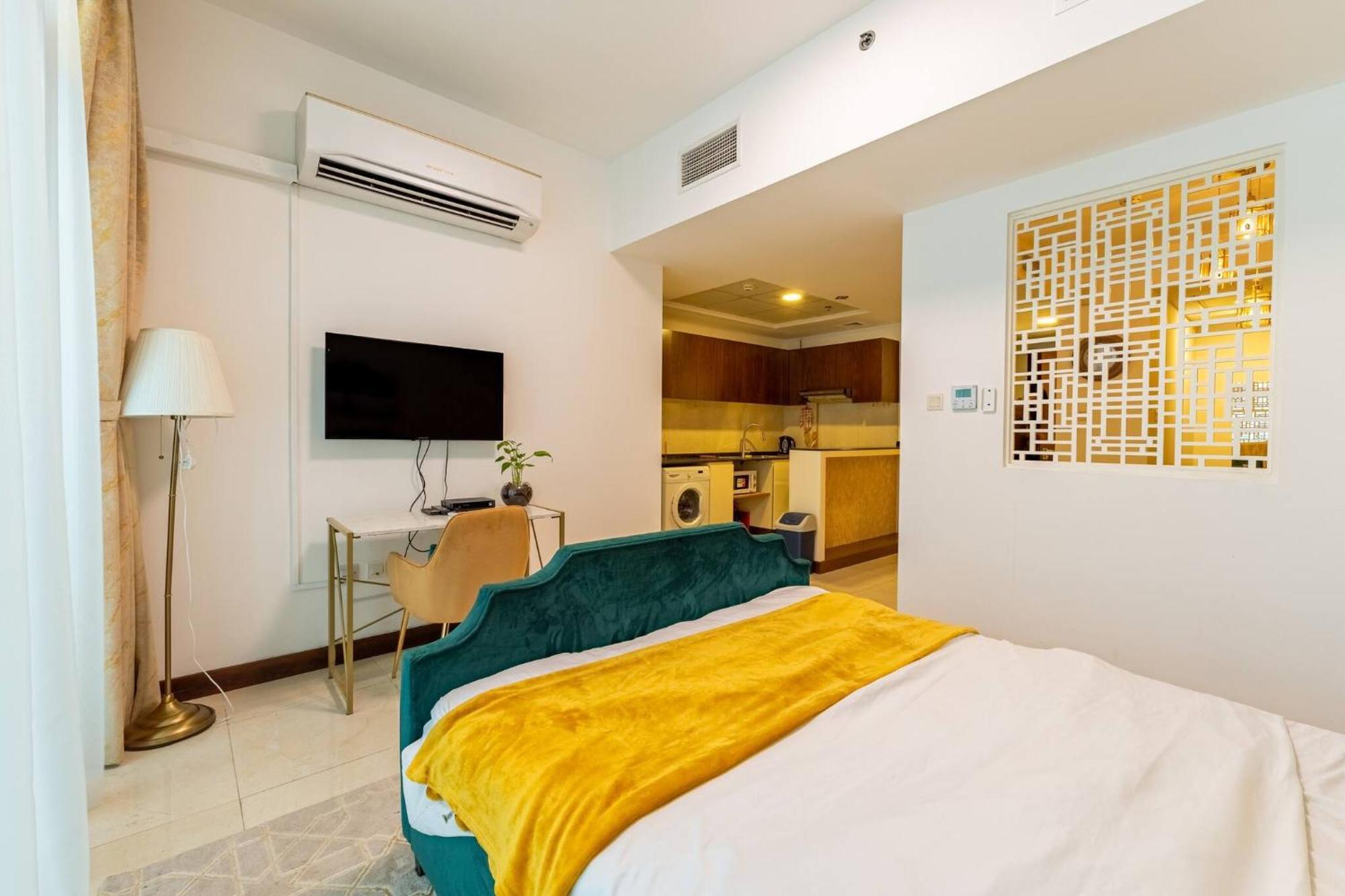Spacious In Jvc - Cozy Living With Gym & Serene Community , Managed By Think Realty * Dubai