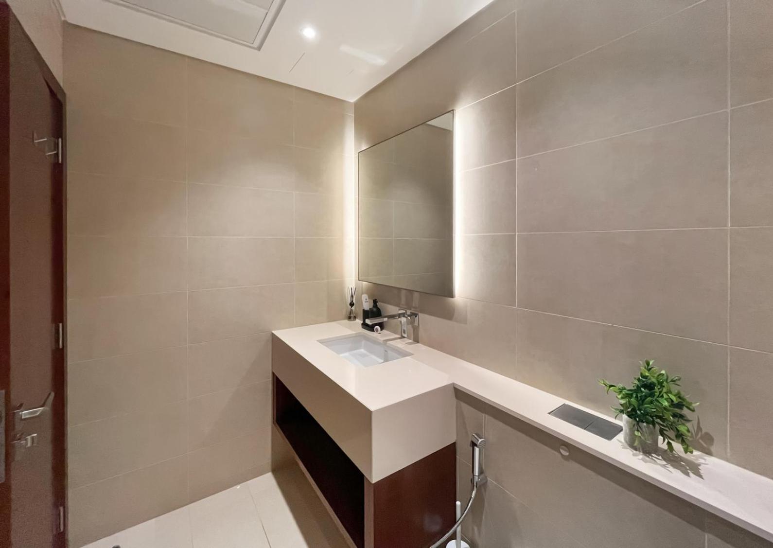 Livbnb - 2br With Breathtaking Marina View Apartment Dubai