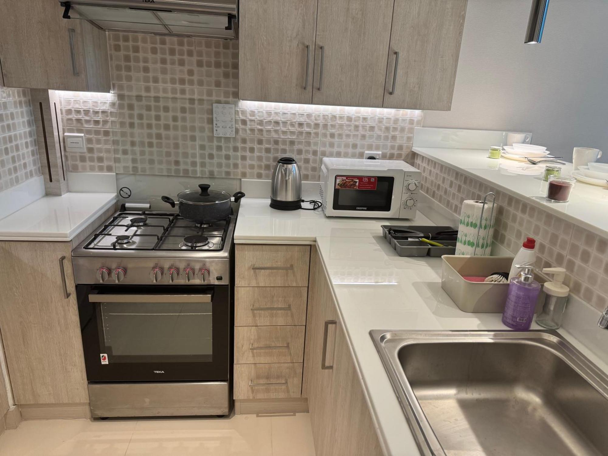 Palm Jumeirah - Free Infiniti Pool And Private Apartment