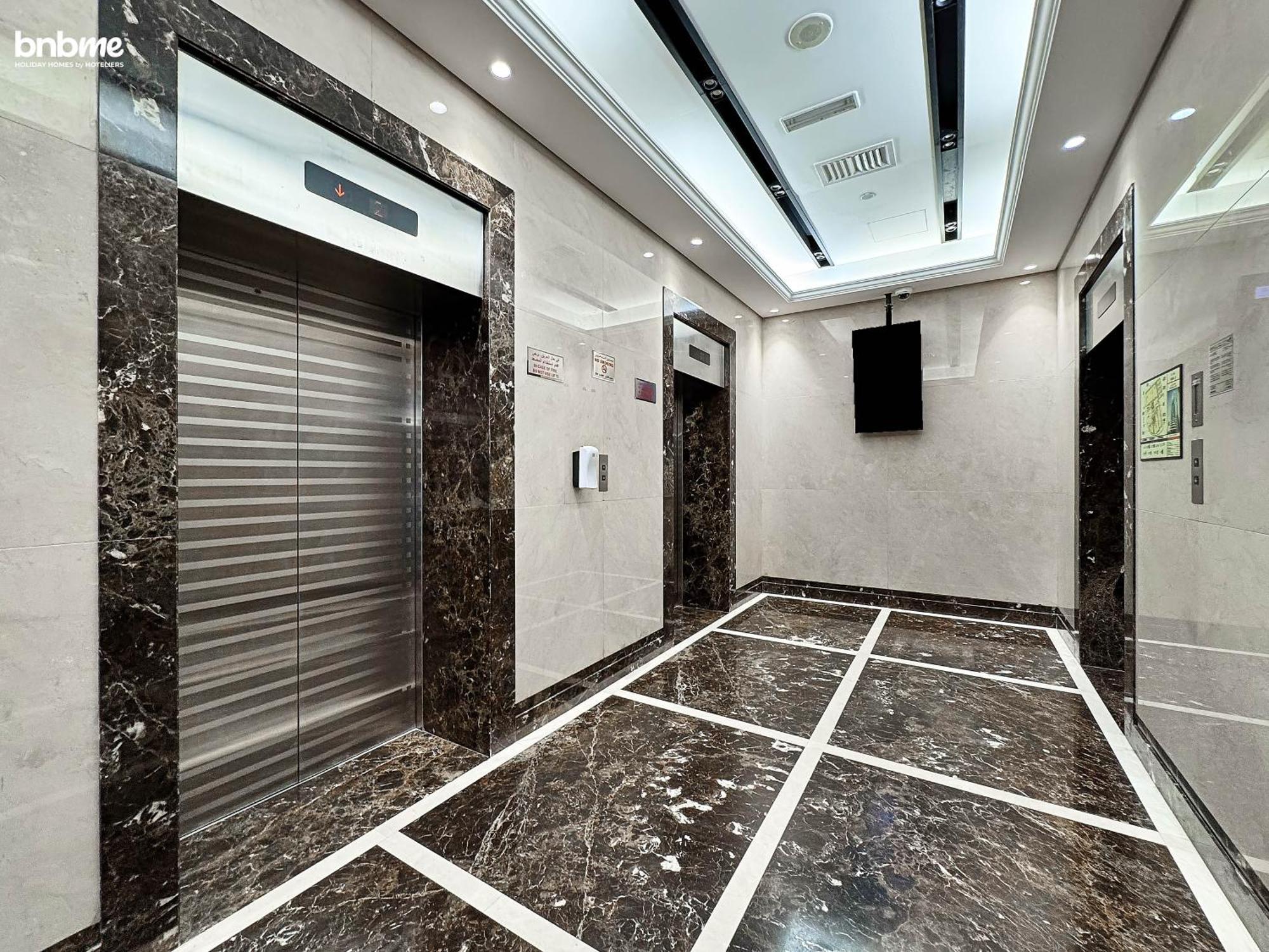 Bnbmehomes - Saba Tower Daire *
