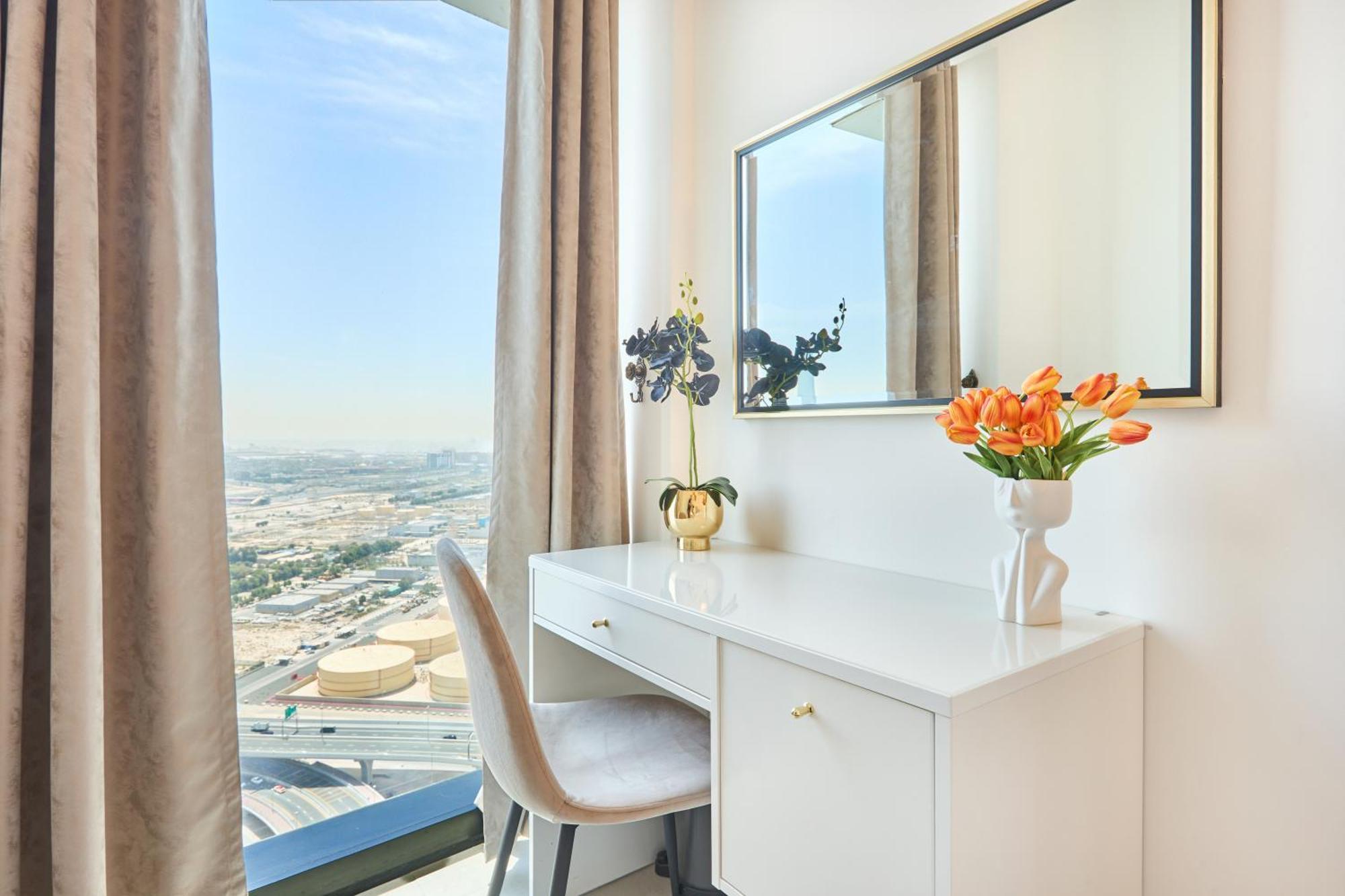 Apartment Premium 1bd @ Address Resort!