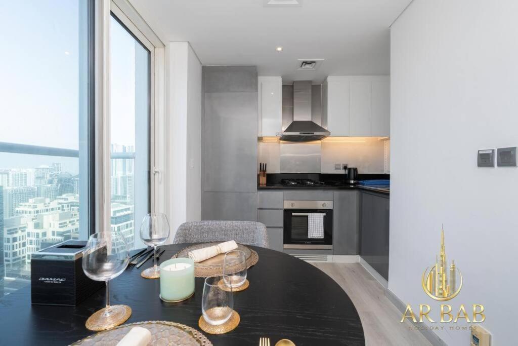 Damac Maison Prive - Luxury Studio - Burj Khalifa View