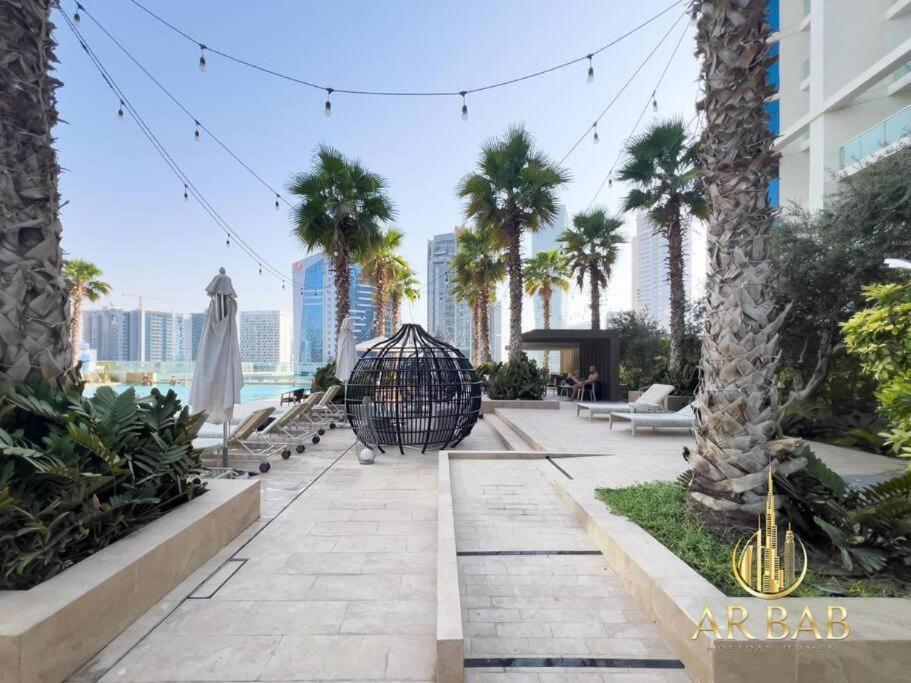 Damac Maison Prive - Luxury Studio - Burj Khalifa View * Dubai