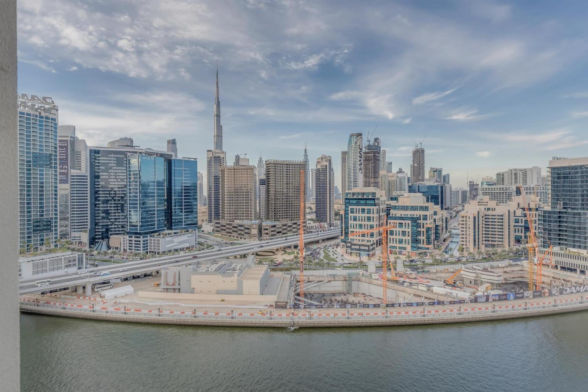 1Bdr Apartment With Burj Khalifa View-Mayfair Tower In Business Bay