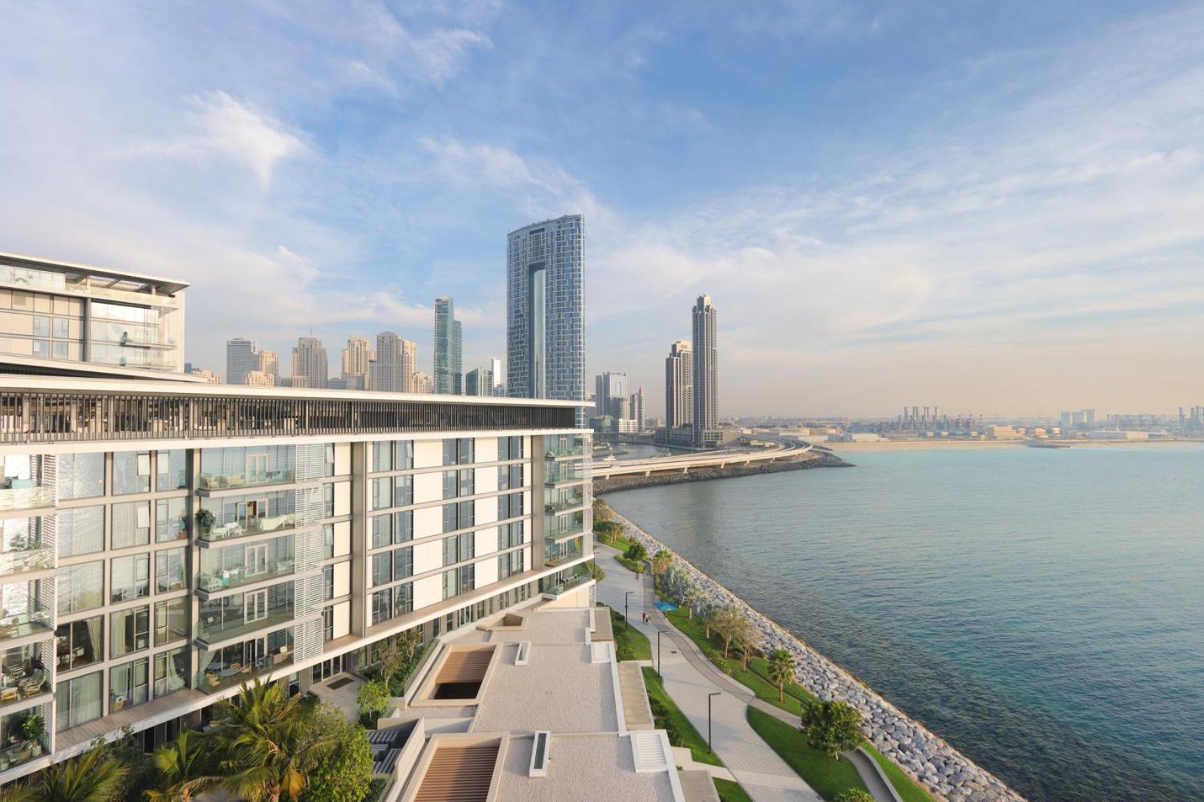 Upgraded 2br Maid's With Sea View - Livbnb Bluewaters Apartment Dubai