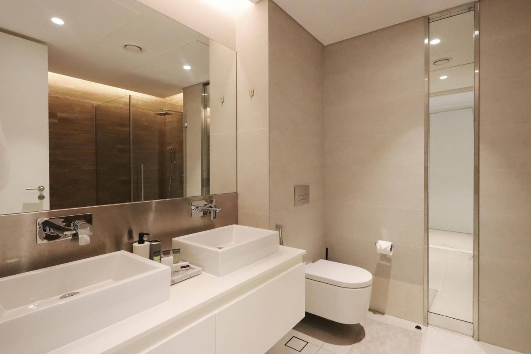 Upgraded 2br Maid's With Sea View - Livbnb Bluewaters Apartment Dubai