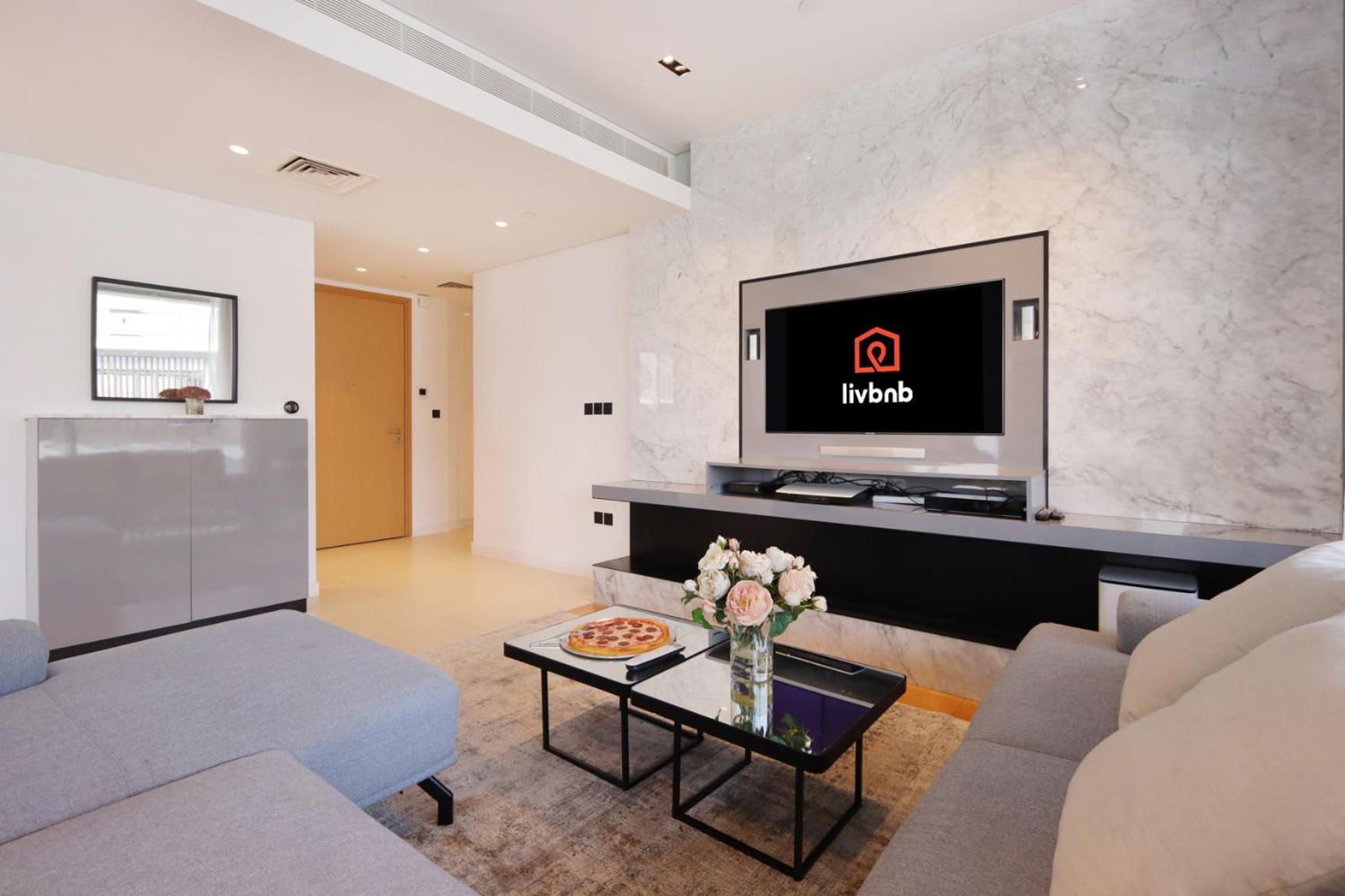 Upgraded 2br Maid's With Sea View - Livbnb Bluewaters Dubai