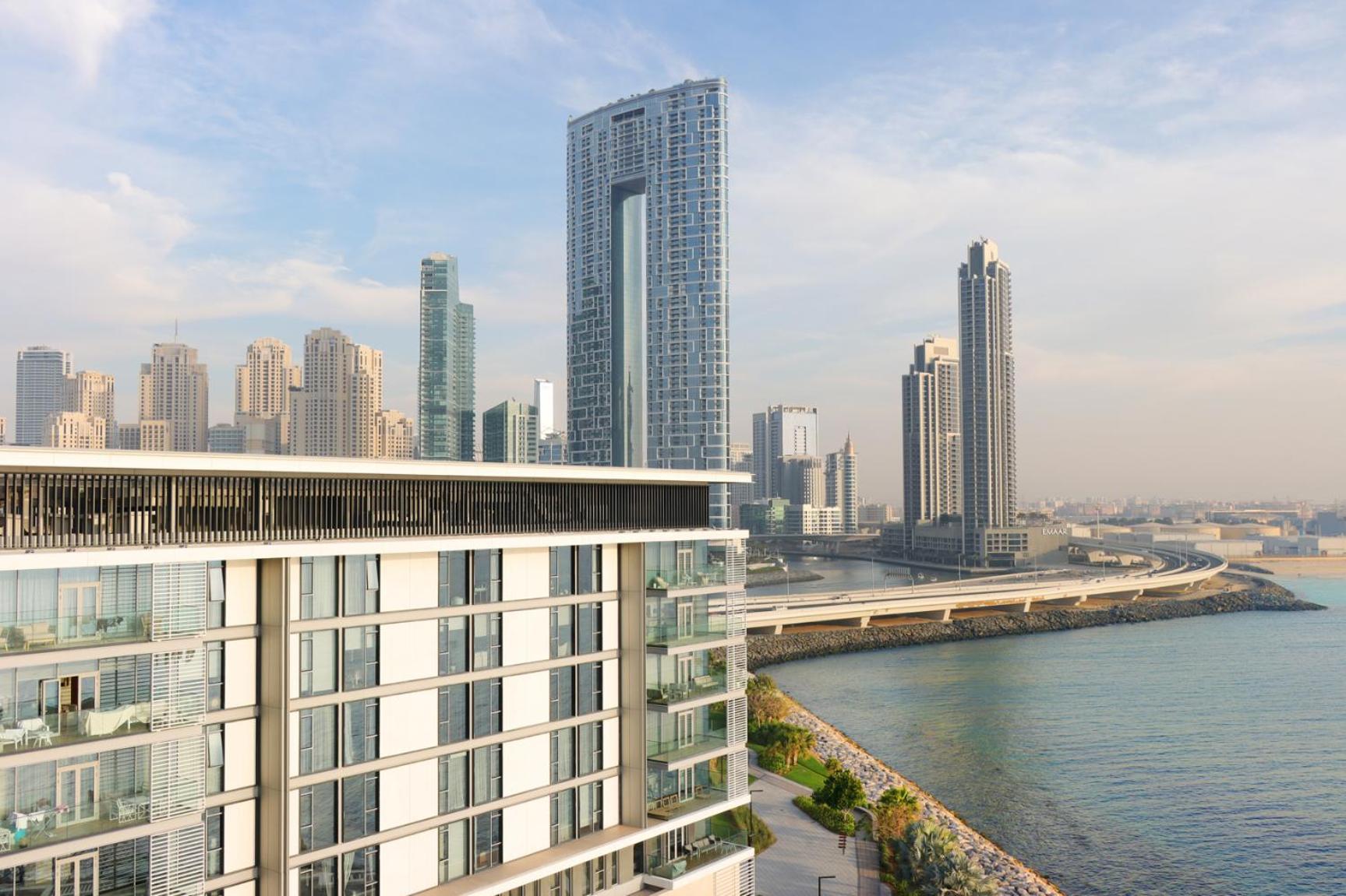 Upgraded 2br Maid's With Sea View - Livbnb Bluewaters Apartment *