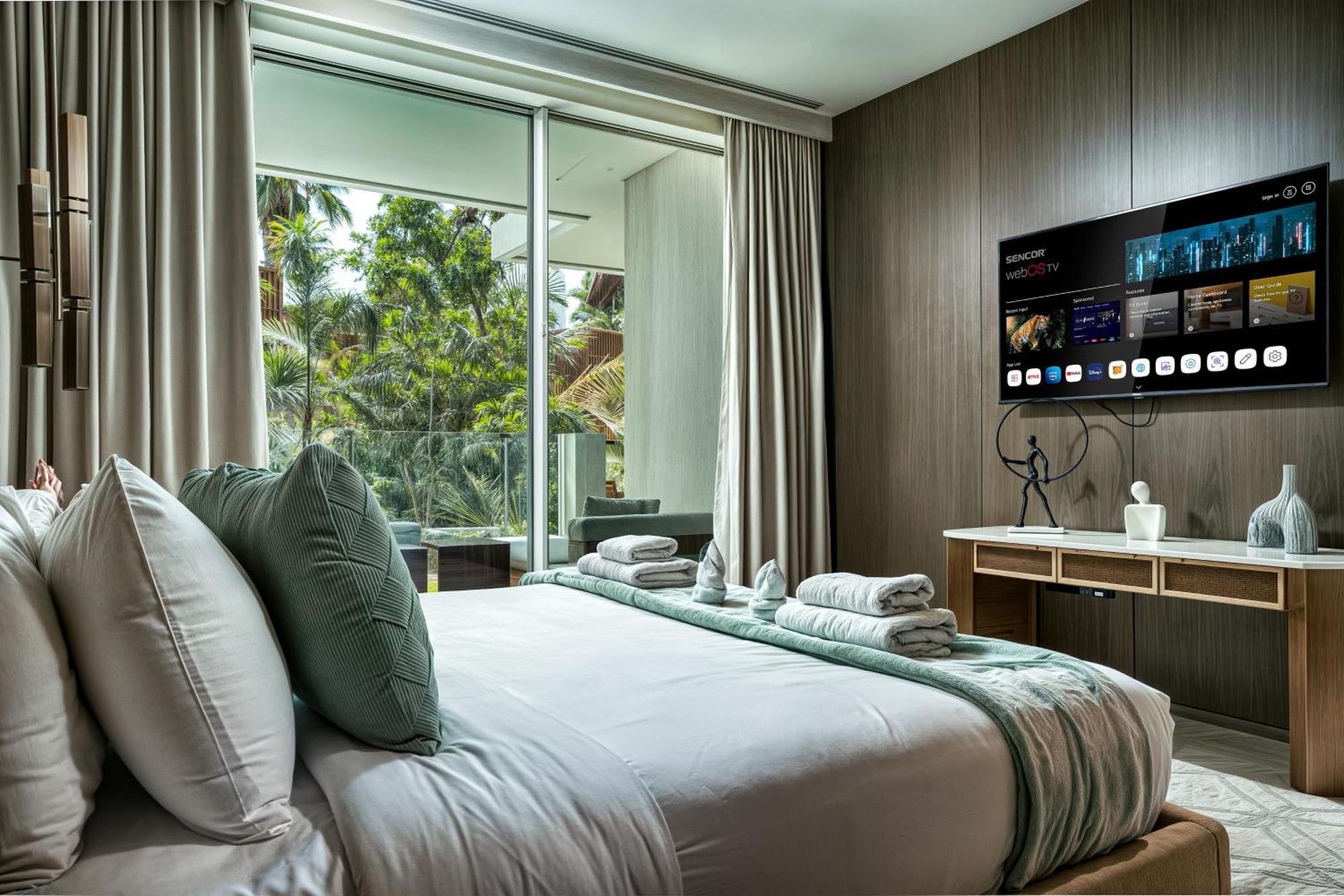 Luxe With Pool View - Lush Greenery I Access Dubai