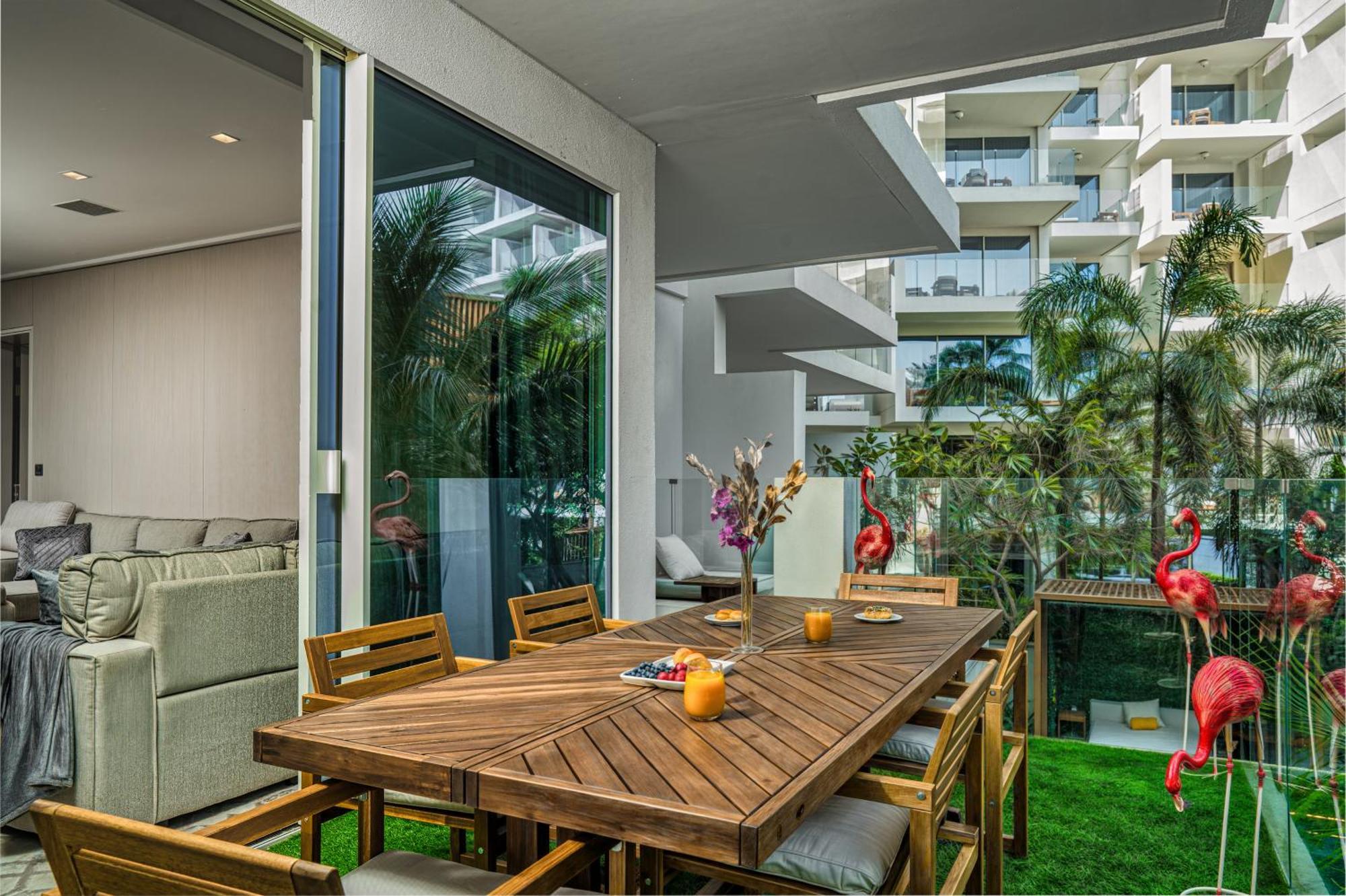 Luxe With Pool View - Lush Greenery I Access