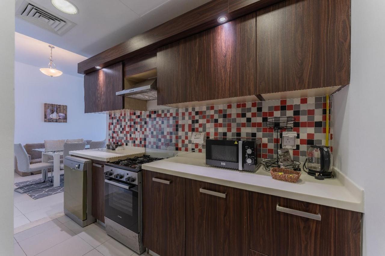 Apartment Holiday Apartment In Palm Jumeirah With Beach Access