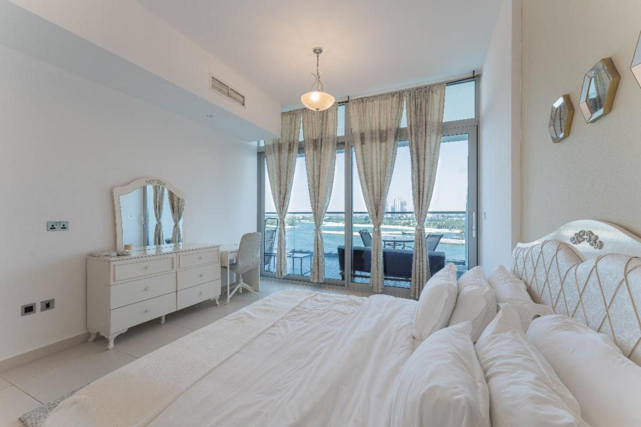 Holiday Apartment In Palm Jumeirah With Beach Access Apartment