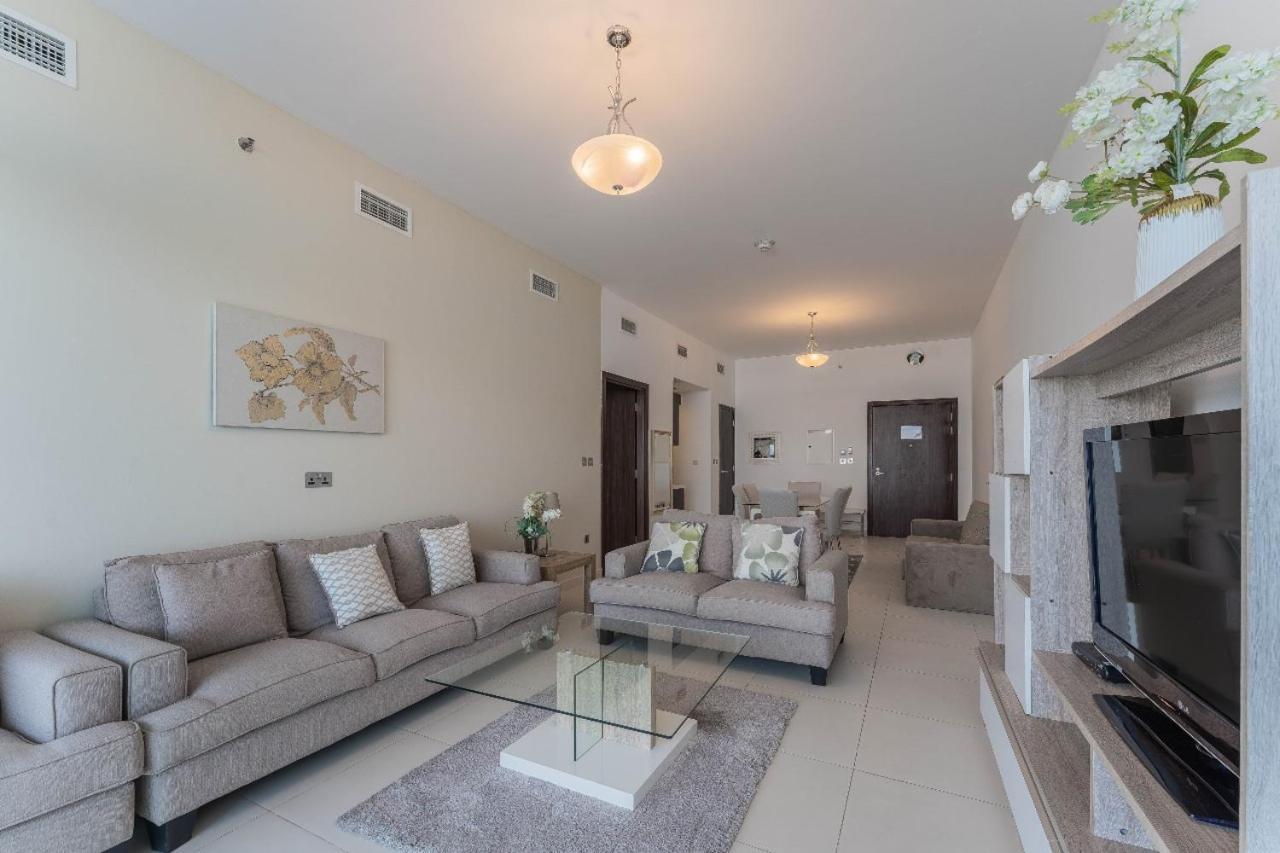 Apartment Holiday Apartment In Palm Jumeirah With Beach Access