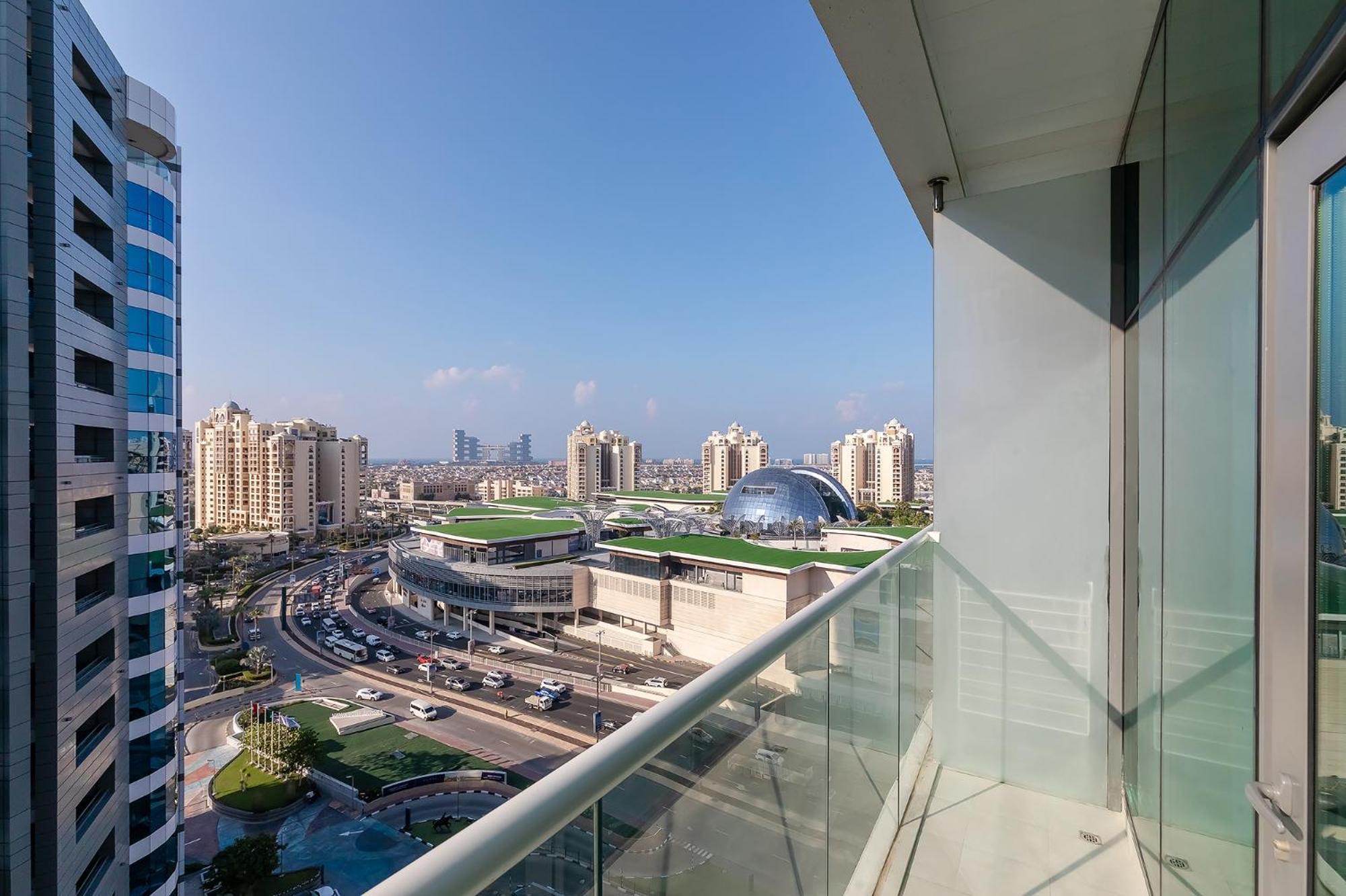 Apartment Popular Seven Palm