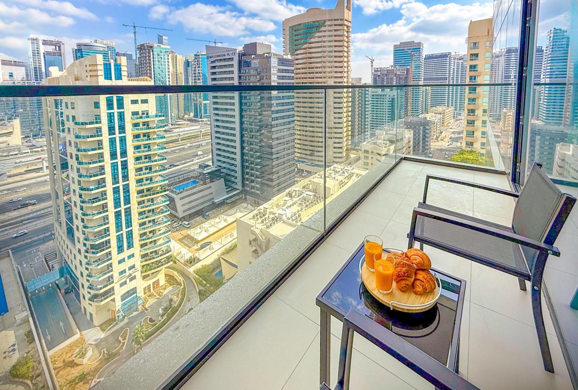 Eden's Homes & - Vida Marina Residences Apartment Dubai