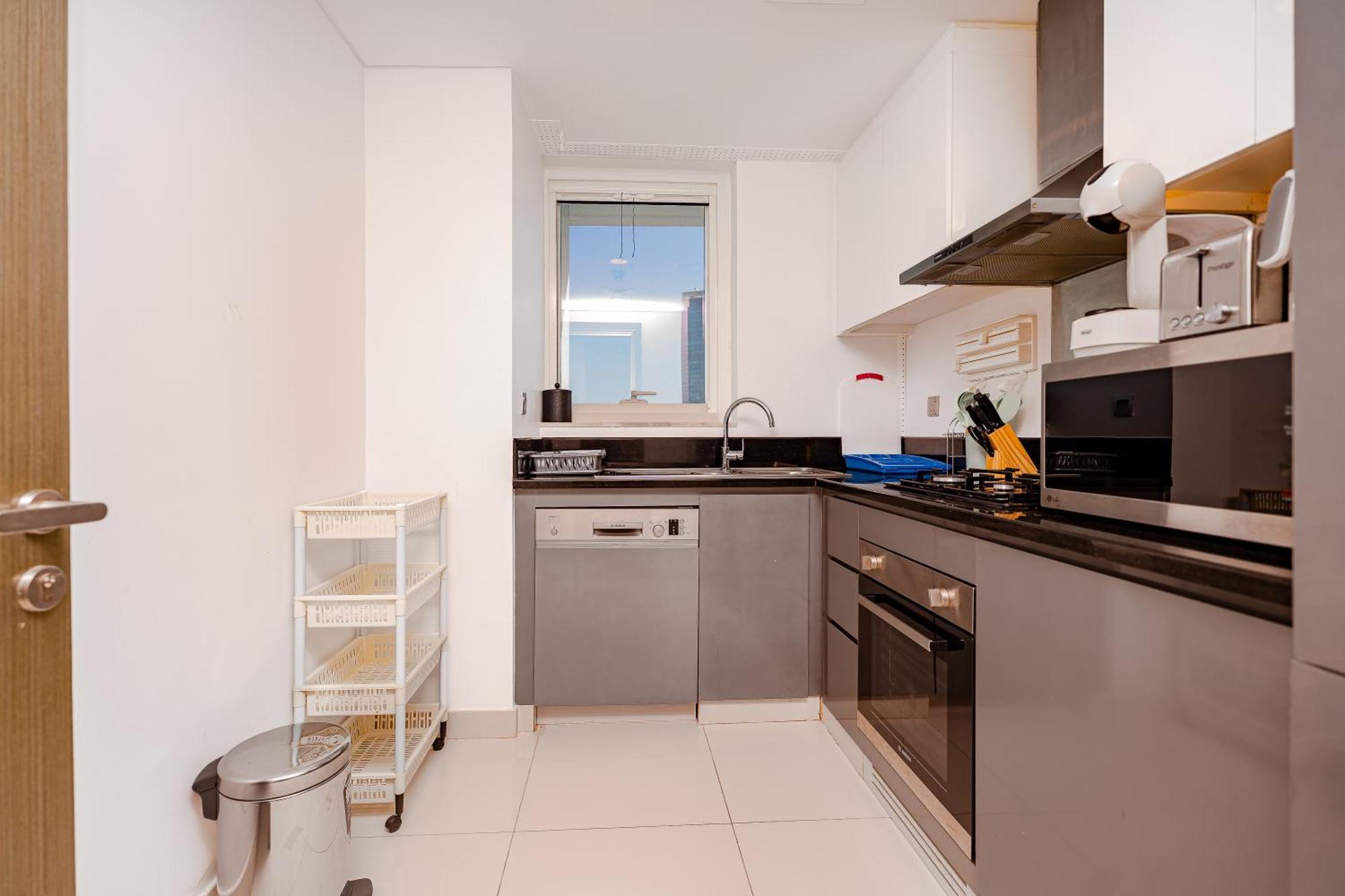 Escape 24 - Luxury In Damac Maison Prive Business Bay Apartment Dubai