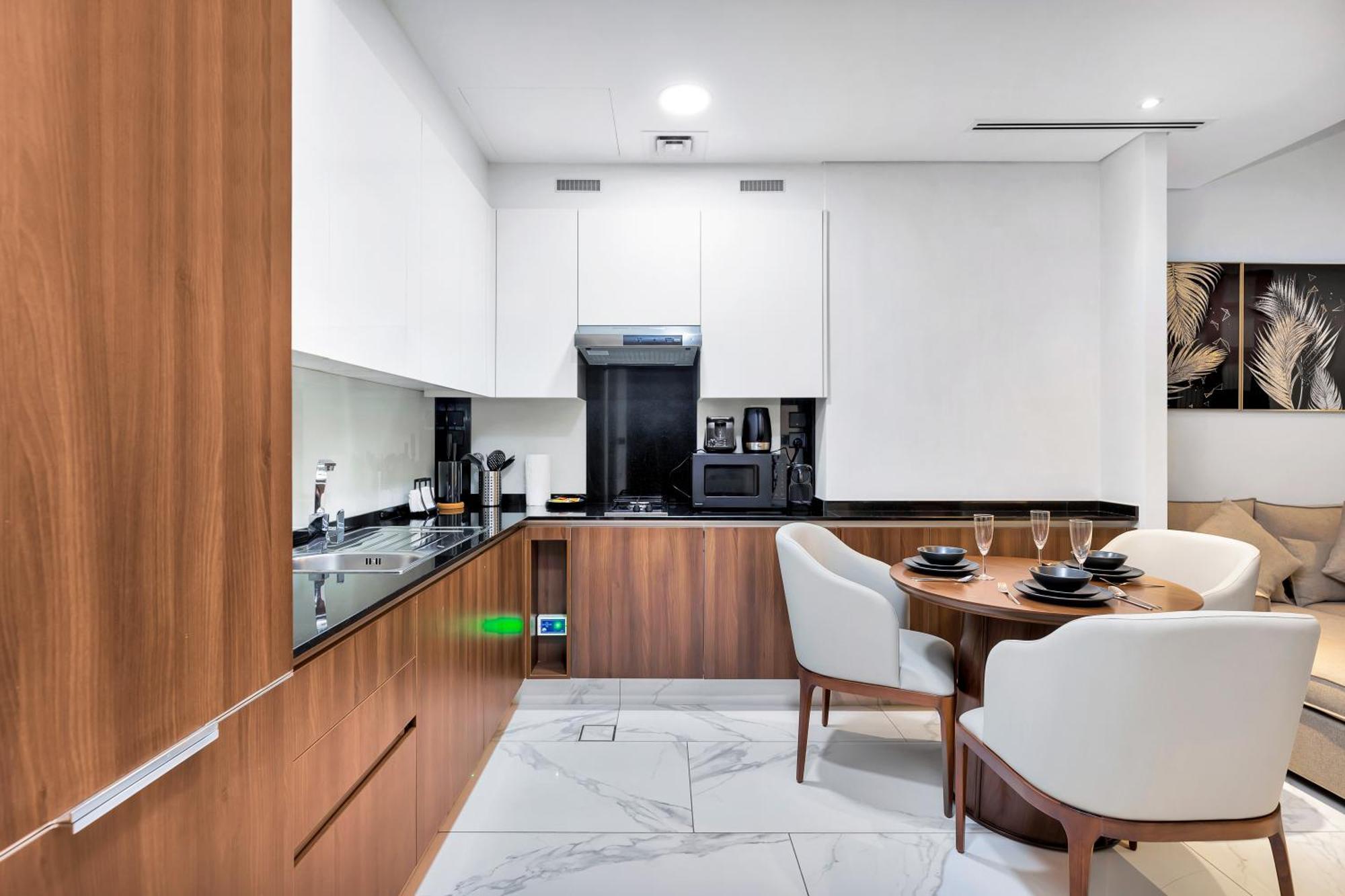 Simply Comfort In J One Tower Apartment *