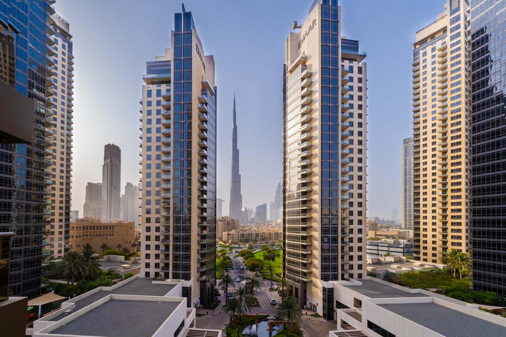 Apartment Cozy With Burj Khalifa Views Dubai