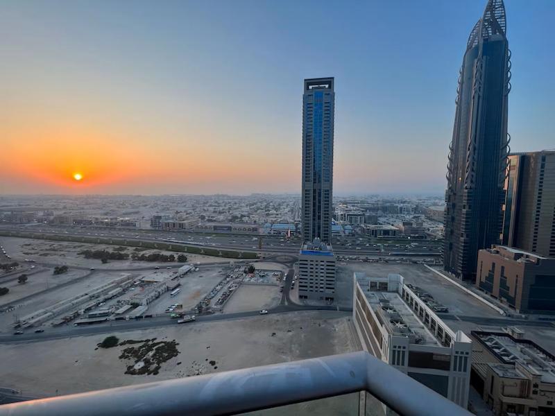 Elegant 1 Bedroom Apartment, The Lofts West Tower, Downtown By Al Sarya Homes * Dubai