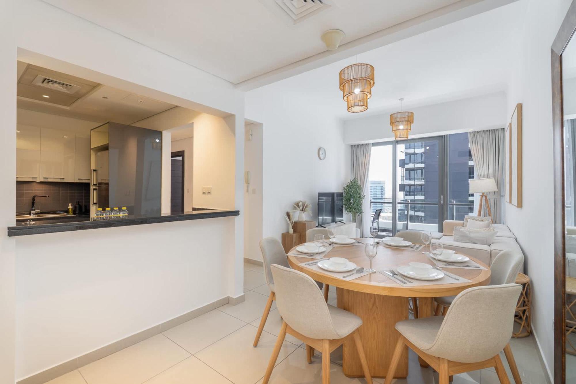 Contemporary 2-bedroom In Silverene Apartment