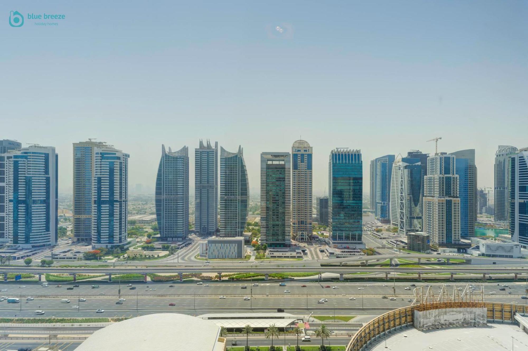 Blue Breeze - The Address Marina Mall * Dubai