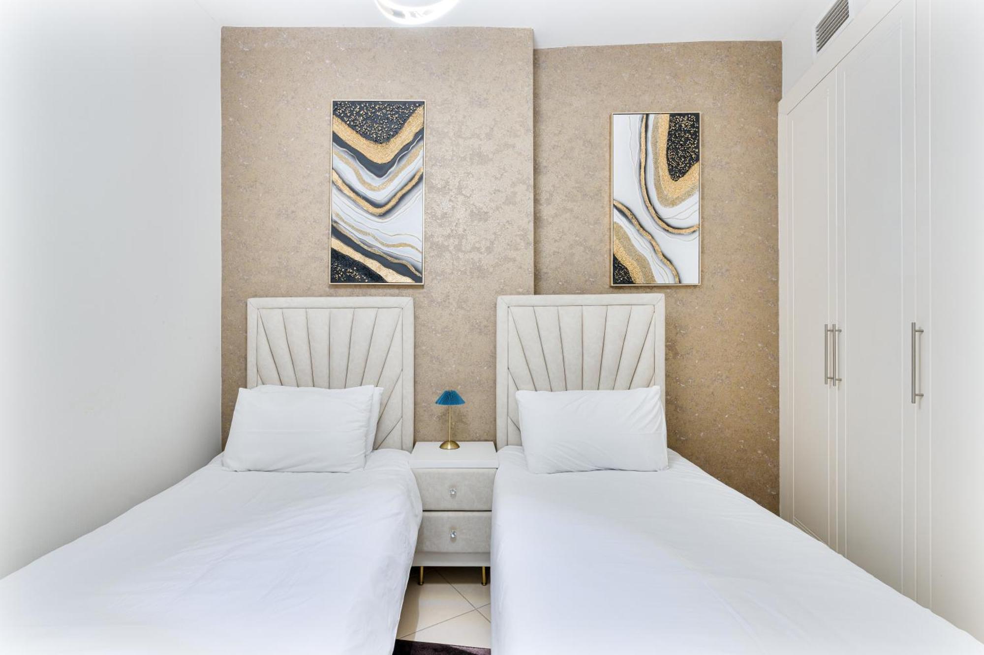 Beauty Of Marina In Our 2br Aptmnt * Dubai
